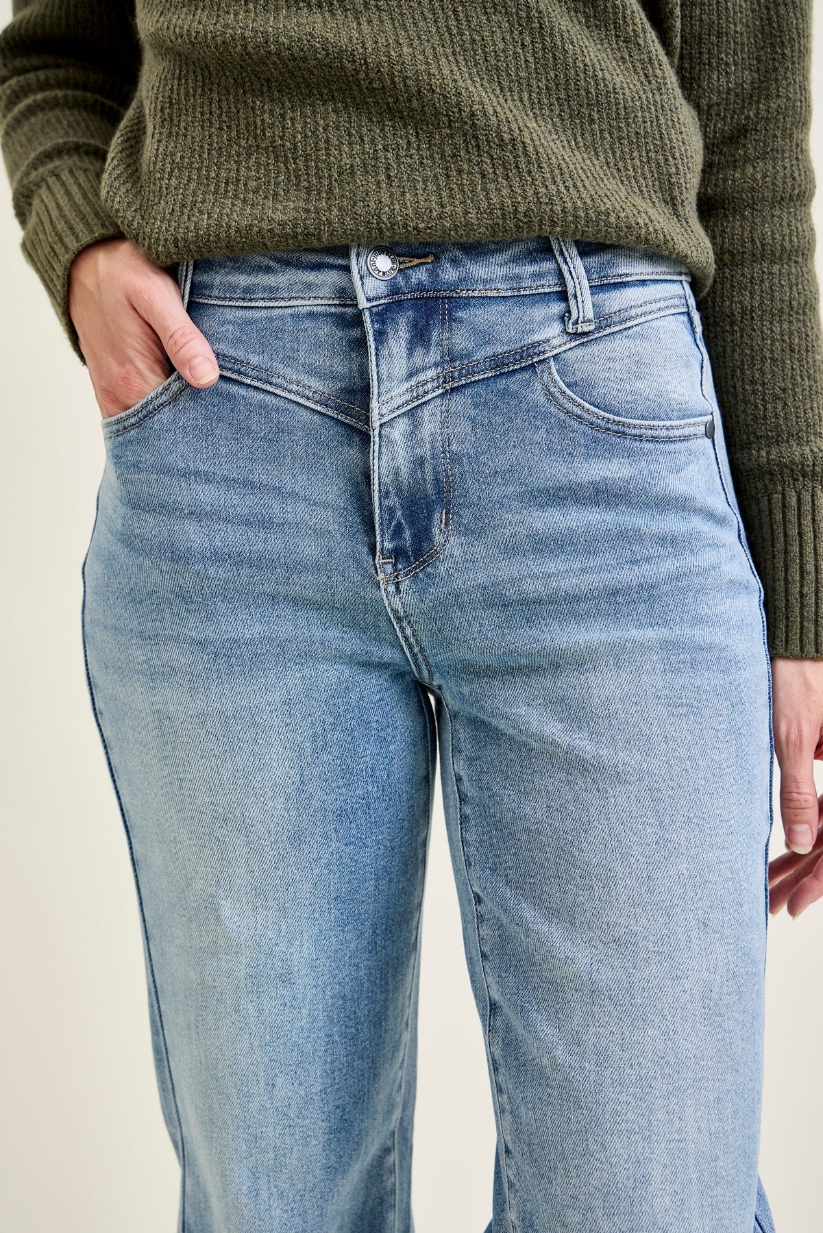 Allison High Rise Front Yoke Retro Wide Leg Jeans