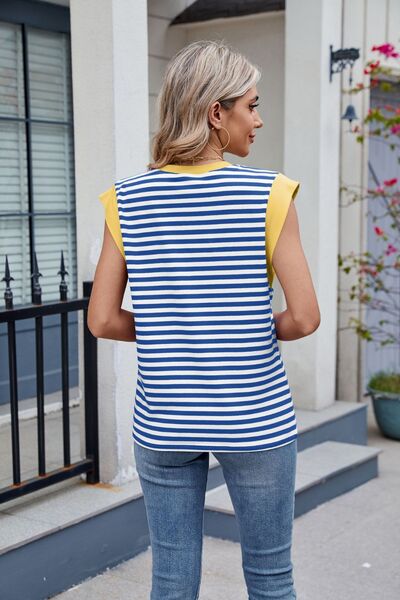 Contrast Striped Round Neck T-Shirt (multiple color options)