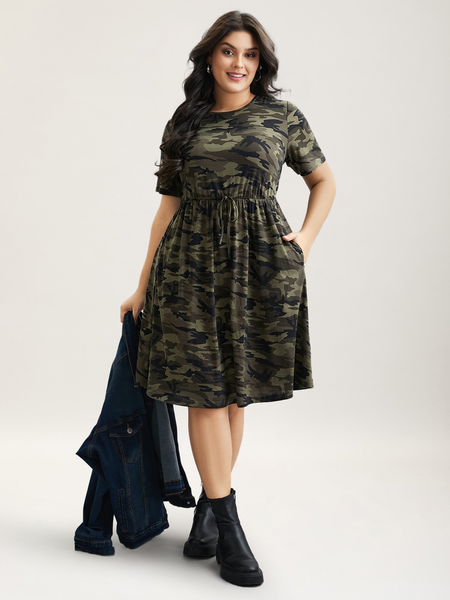 Camouflage Print Round Neck Pockets Midi Dress