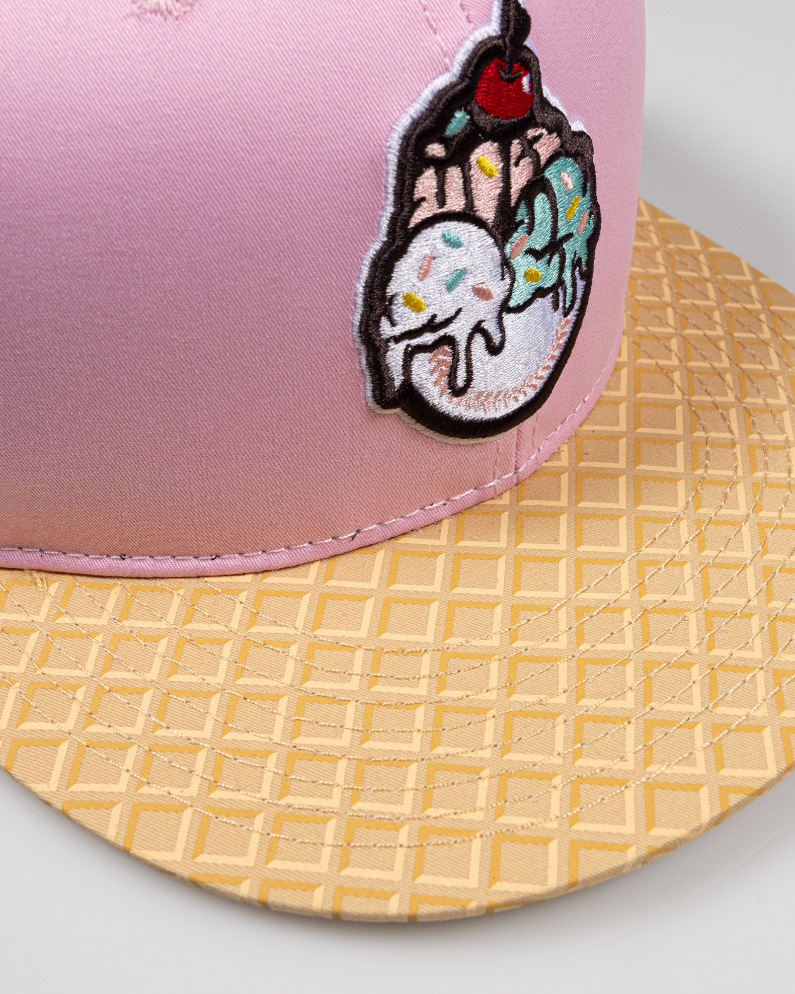 Frozen Treats Ice Cream Sundae Cap (Strawberry) - Youth