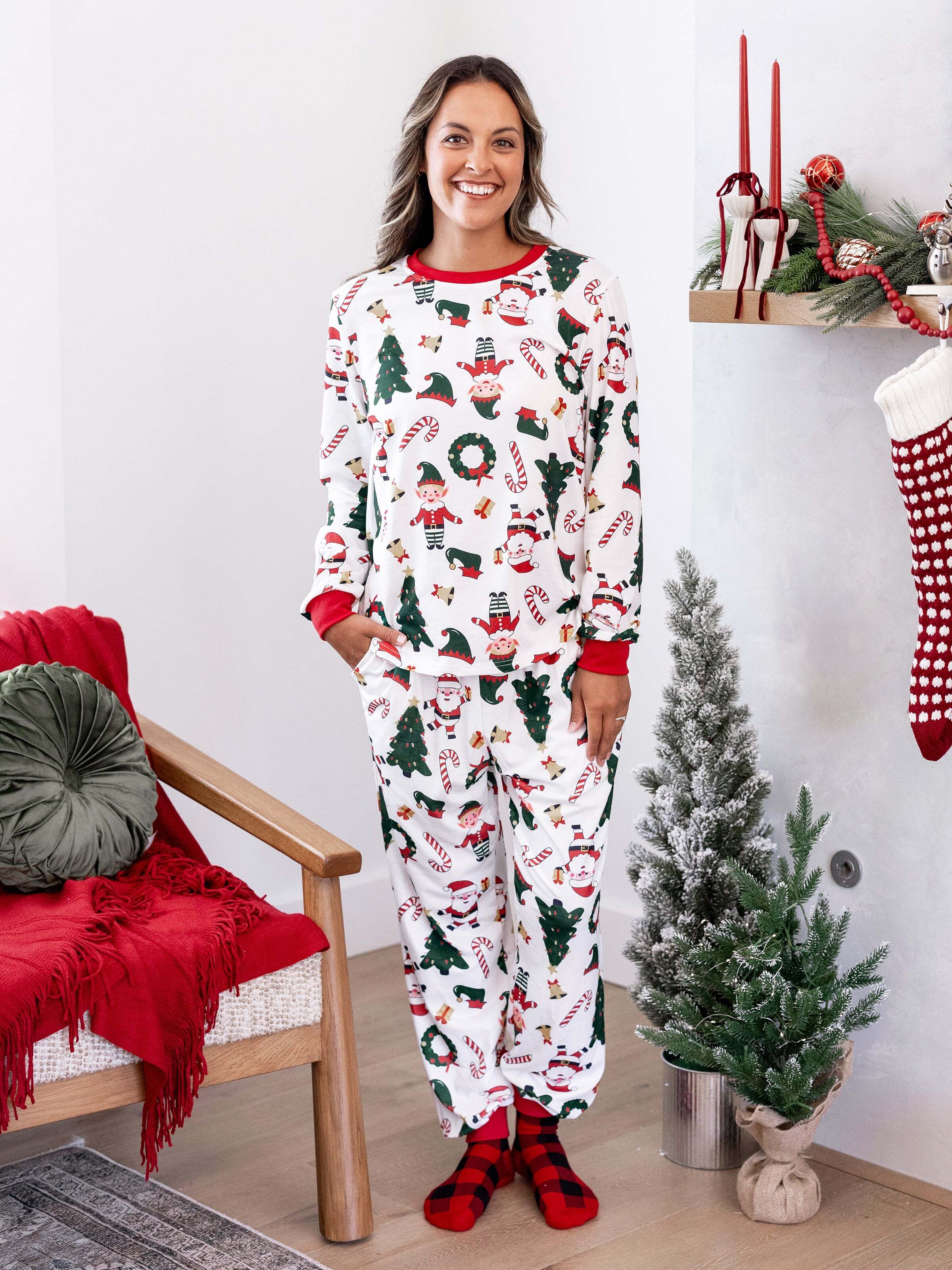 Christmas Matching Family Pajamas Set Santa Claus and Christmas Tree Print Long-sleeve PJS with Christmas Socks White