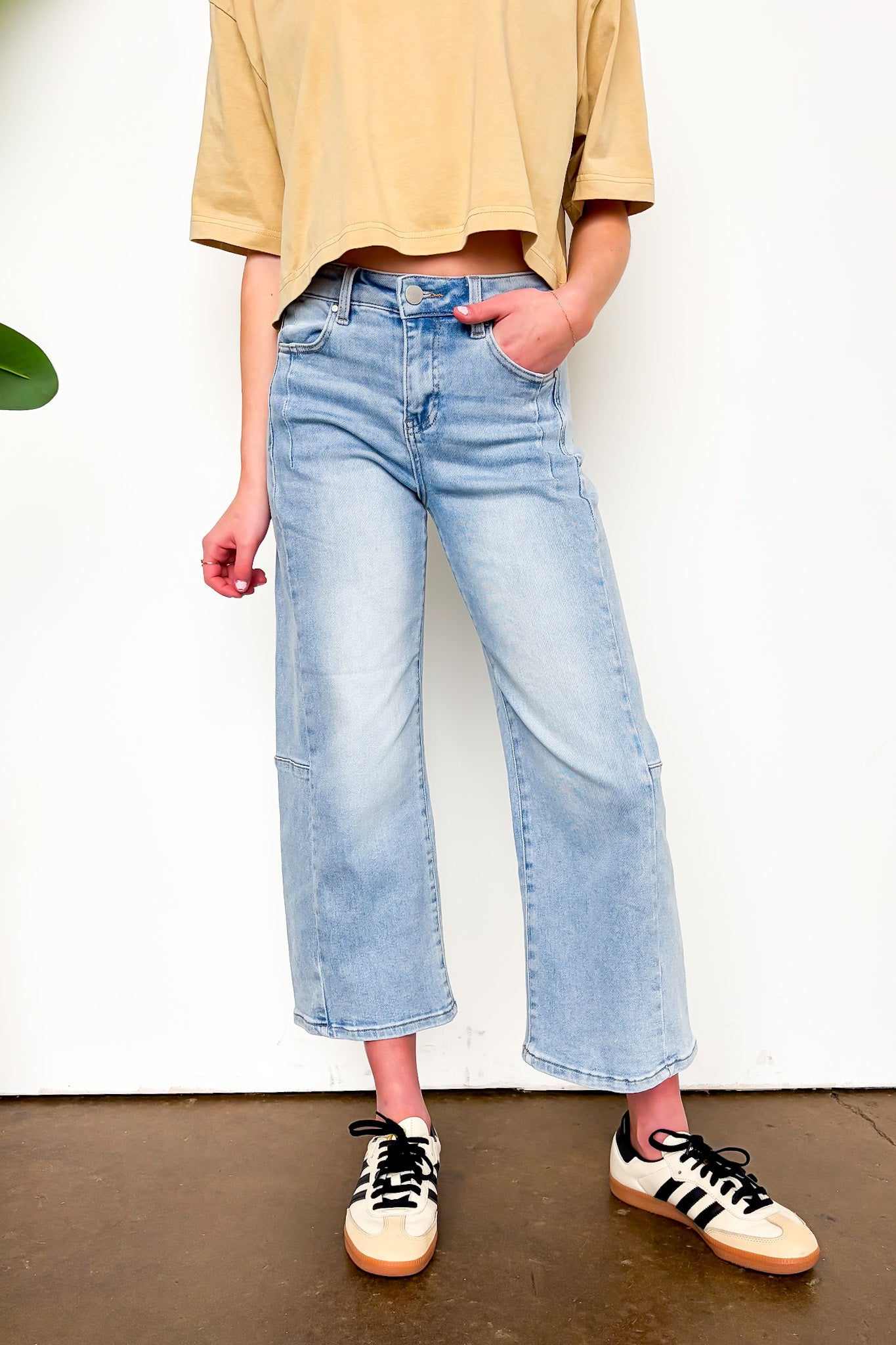 Crop Wide Leg Seam Detail Pants