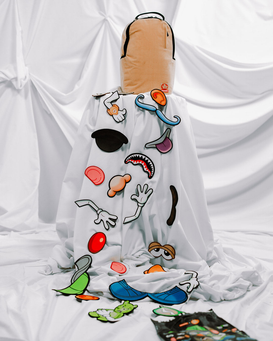 MR. POTATO HEAD VELCRO PATCH MIX-IT-UP DLXSV BACKPACK