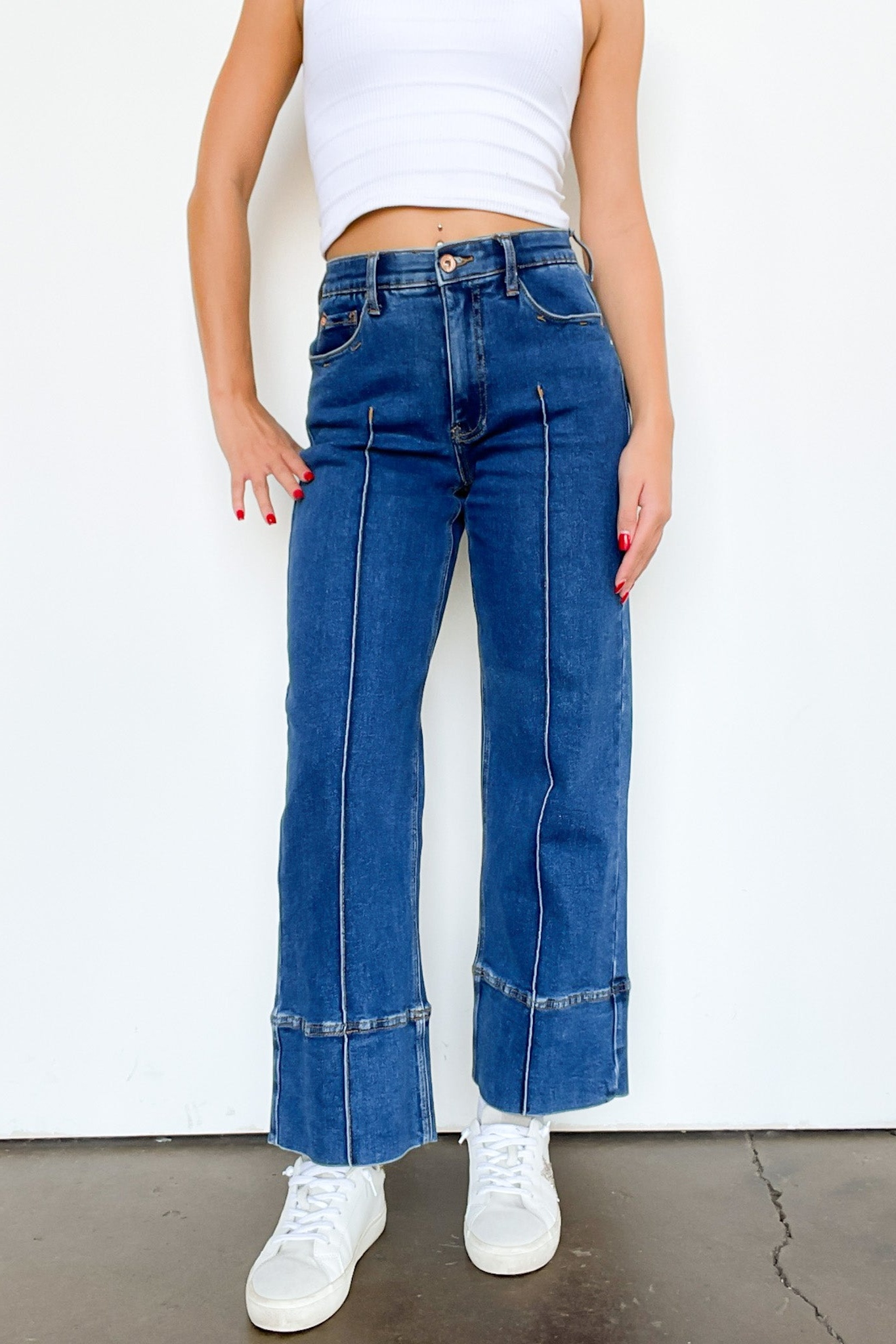 Mid Rise Crop Pleated Jeans