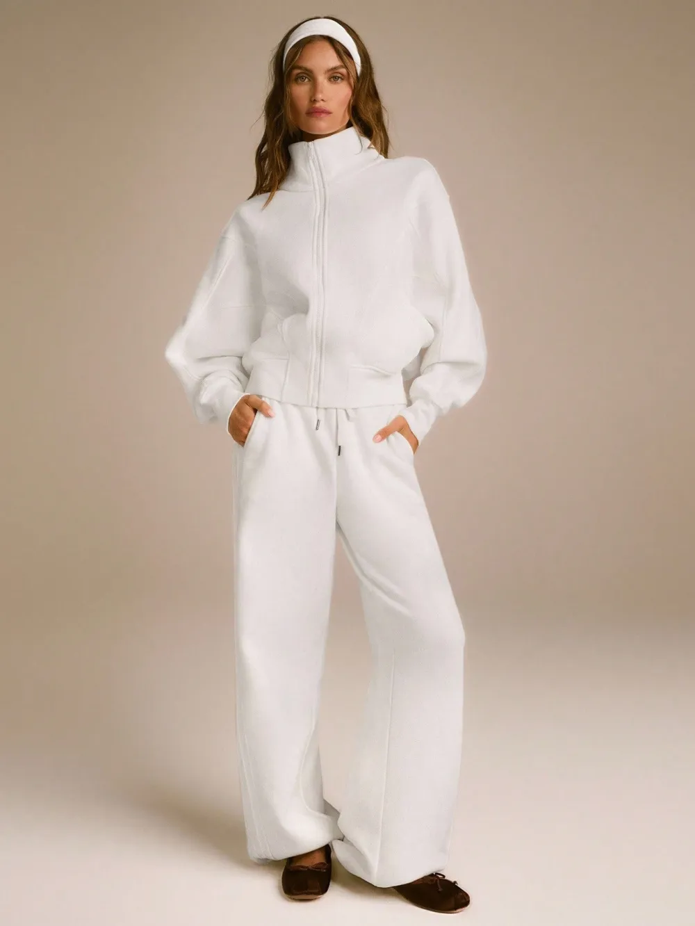 Everyday Fleece WarmthSoft Warm Lightweight Front Back Seam Detailing Pockets Batwing Sleeve High Neckline Full-Zip Jacket