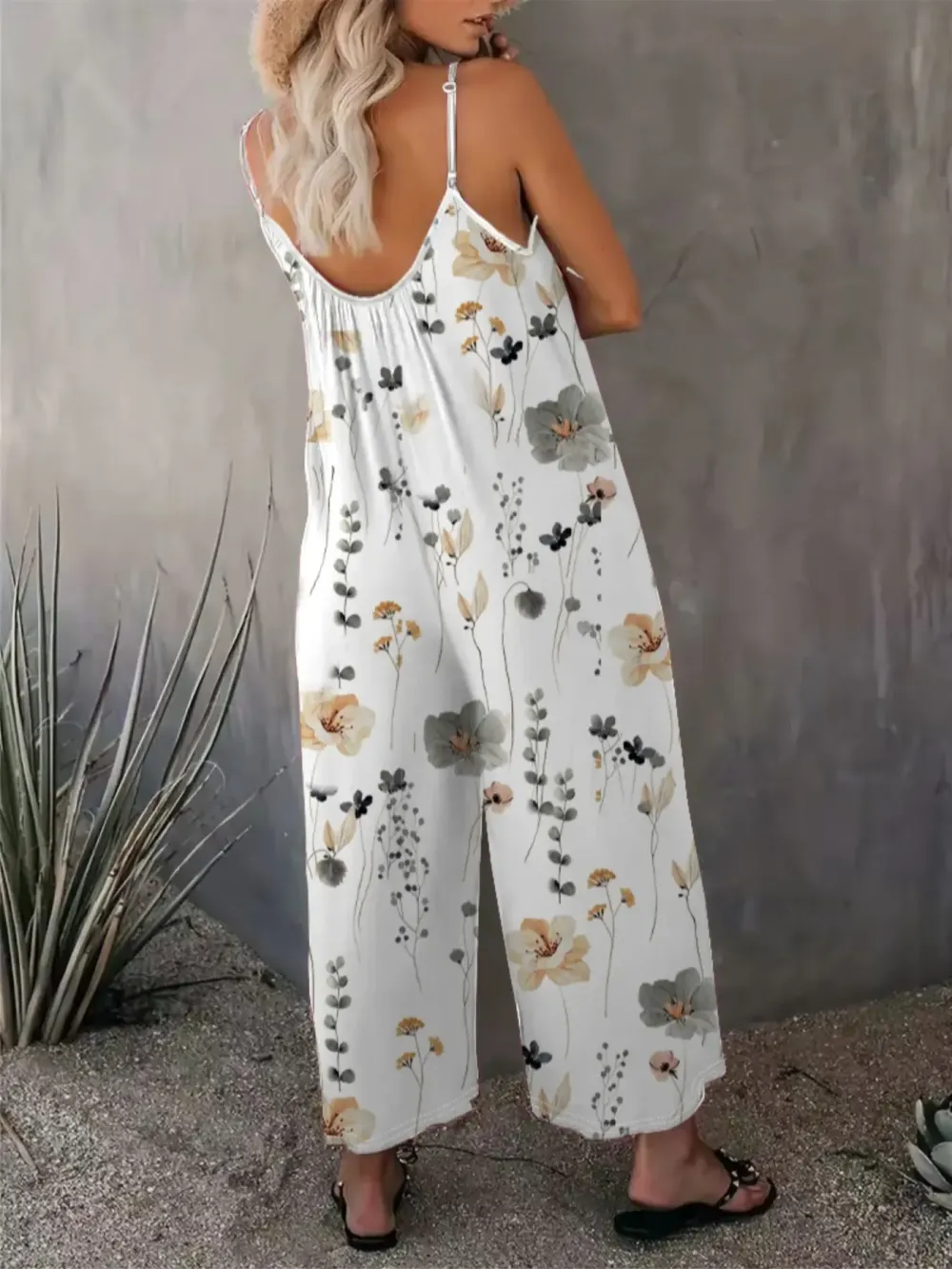 Comfortable Loose Jumpsuit, Perfect Vacation Selection, Just Right Pocket Design, U Neck Ruched Fit