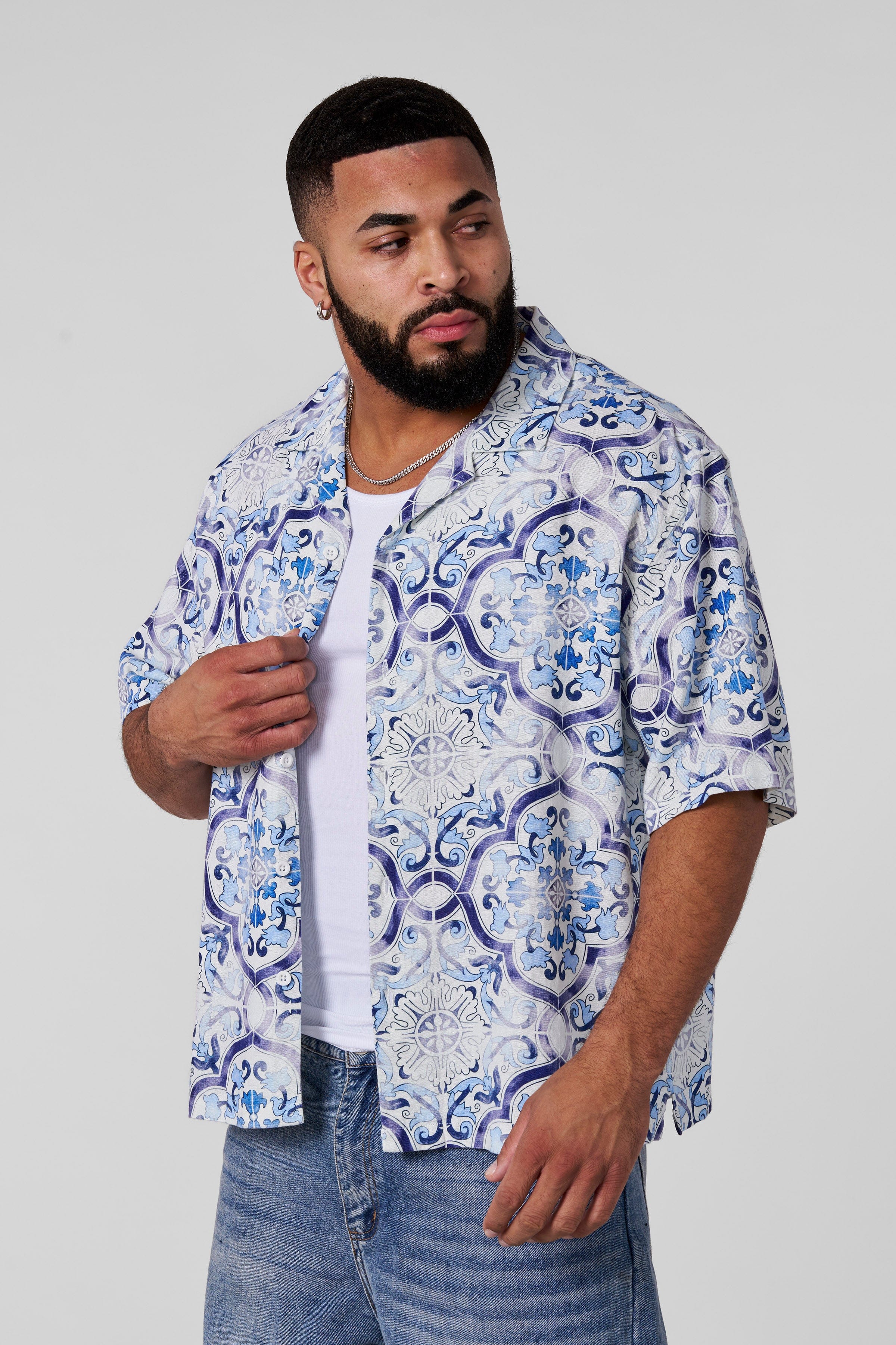 4093 - Mosaic Linen Button-Ups