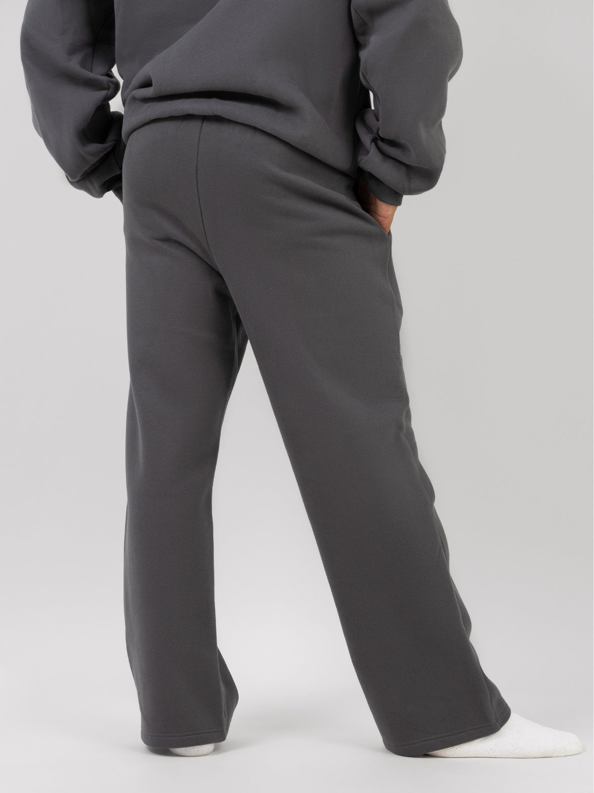 Signature Straight Leg Sweatpants