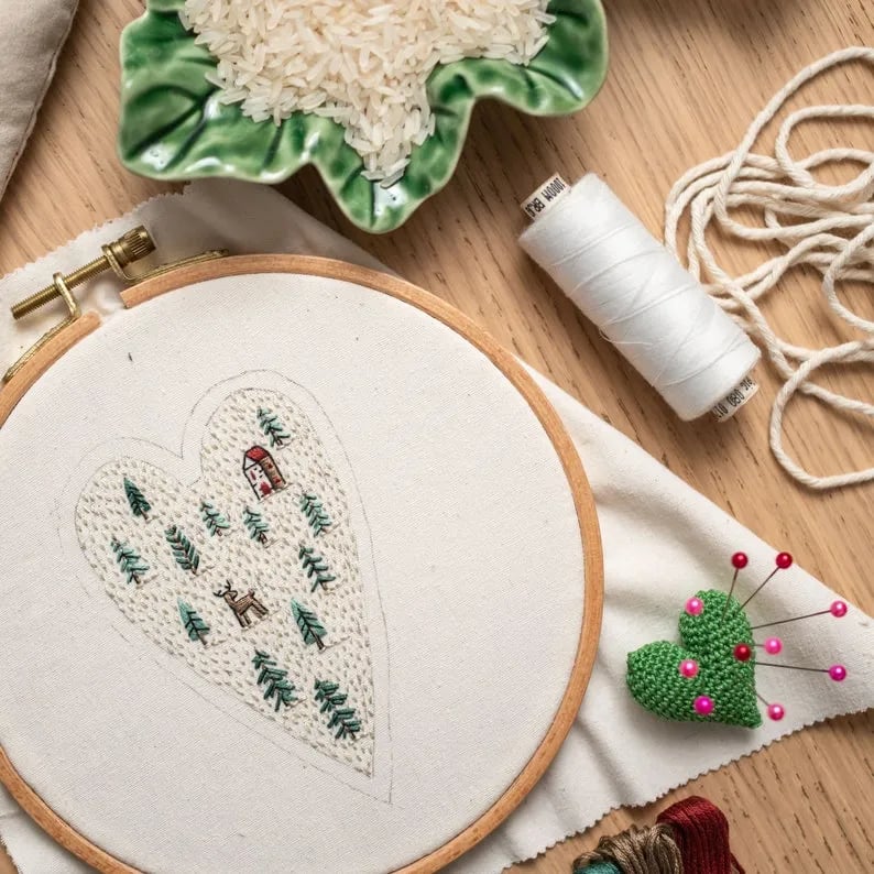 DIY Heart Shaped Hand Embroidered Christmas DIY material kit