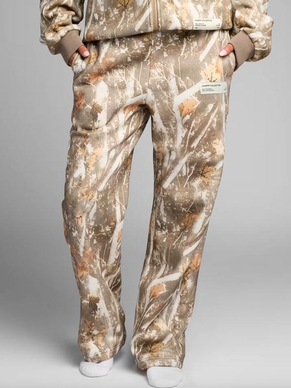 Unisex Camo Straight-Leg Sweatpants – Relaxed Everyday Comfort