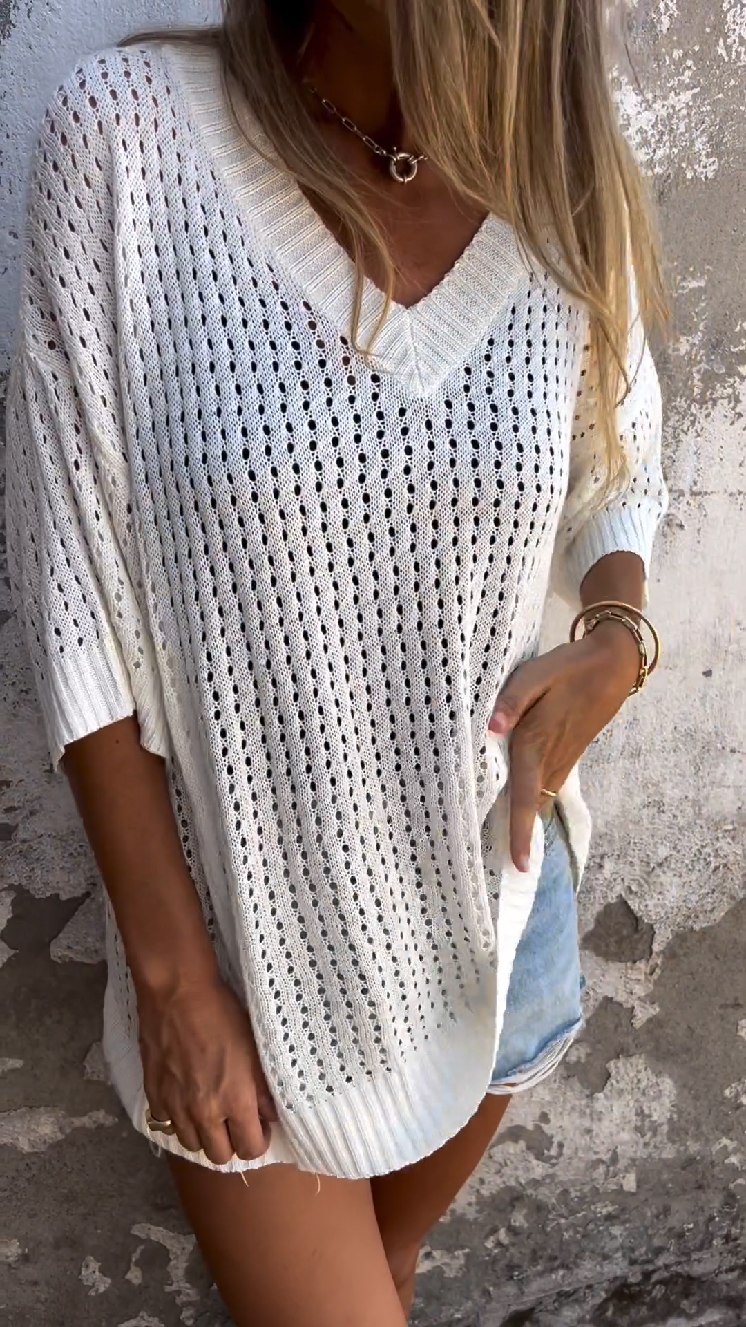 Ladies' Round Neck Hollowed Out Loose Casual Tops