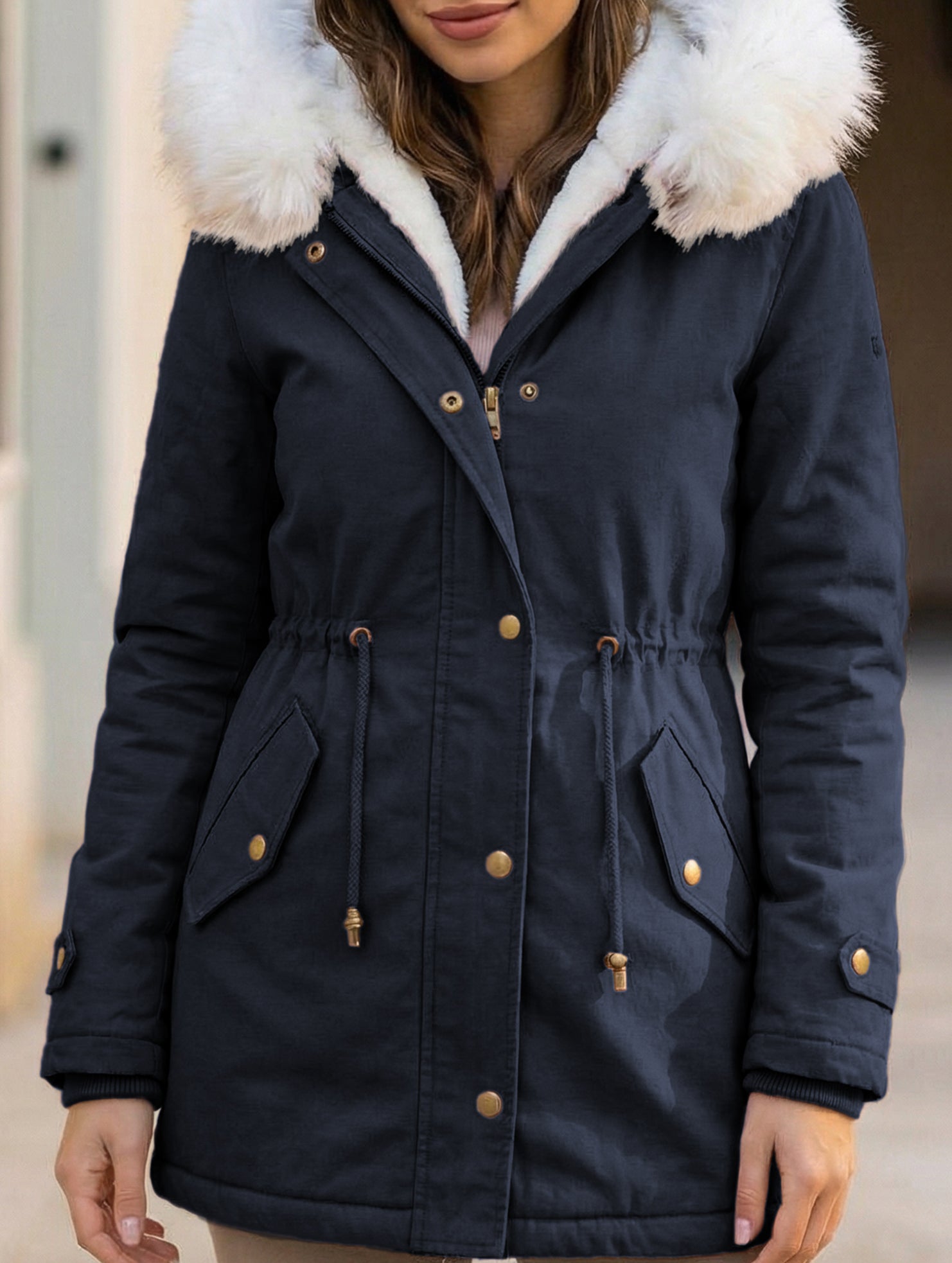 Thick and warm mid-length coat