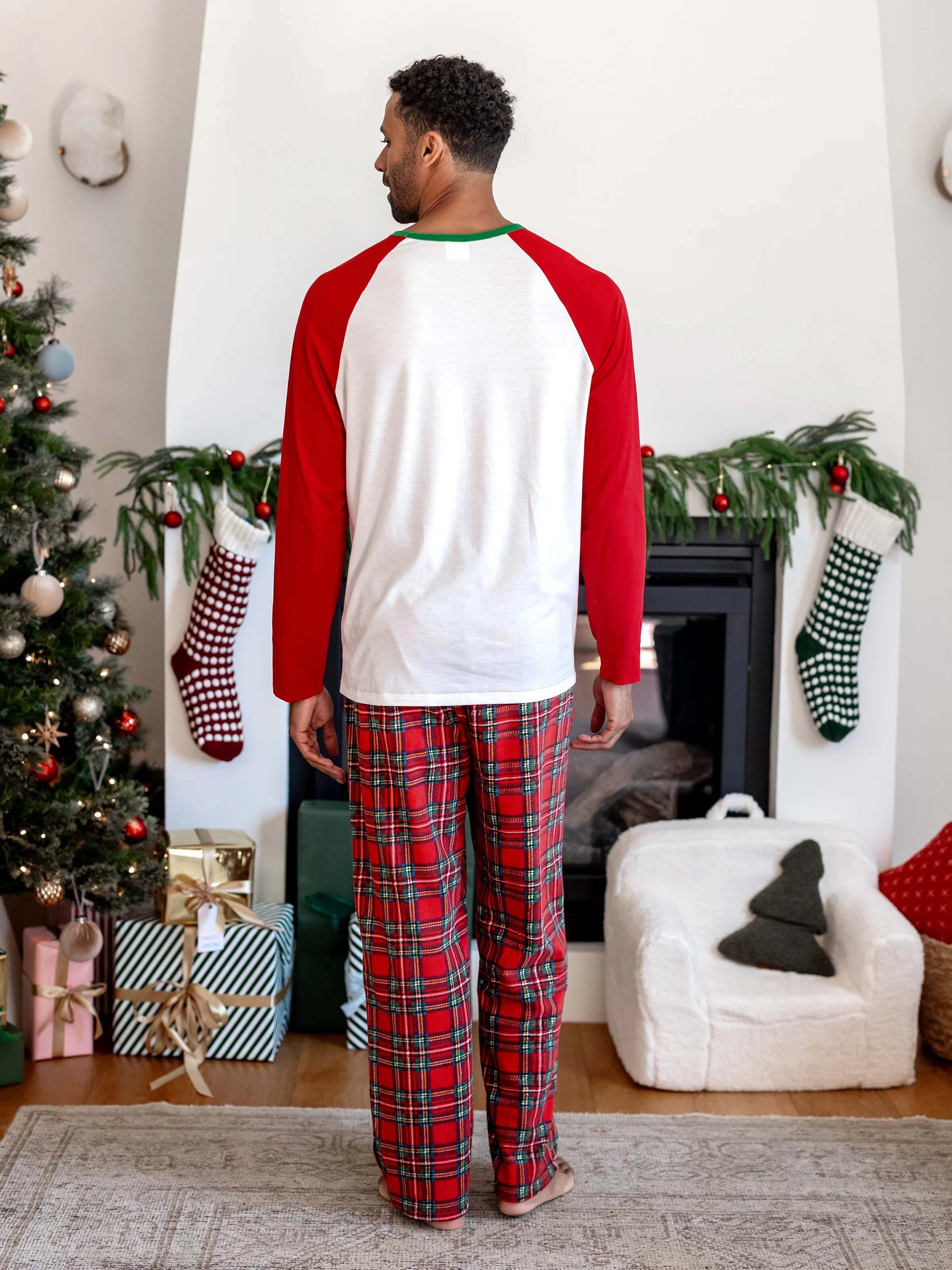 Christmas Family Matching Fleece Pajamas Set with Christmas Socks Red