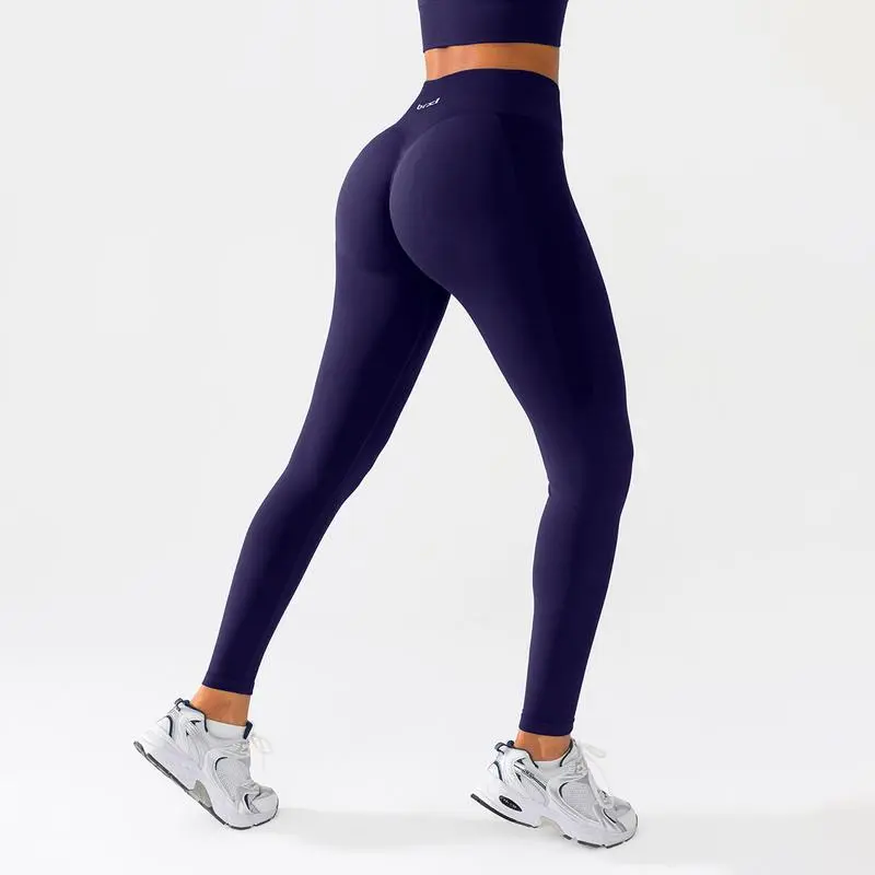 Seamless High-Waisted Yoga Pants & Seamless Cross-Back Sports Bra