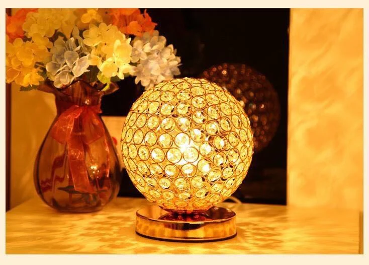 Stemless Crystal Globe Table Lamp