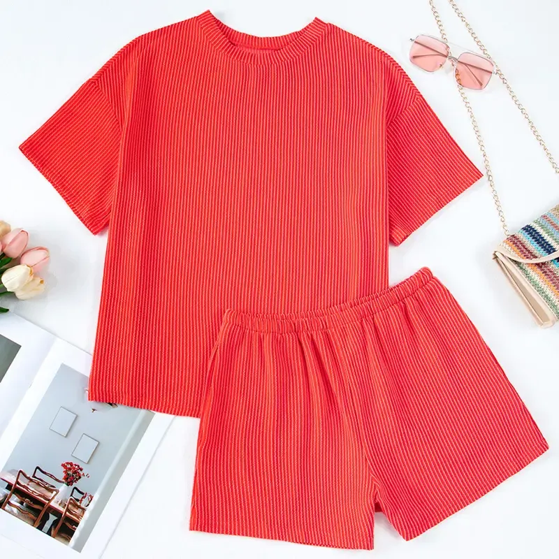 Women's Summer Short Sleeve Twisted Thread Shirt & Shorts with Pockets Casual Pajamas Ribbed Textured Outfit Matching Lounge Set