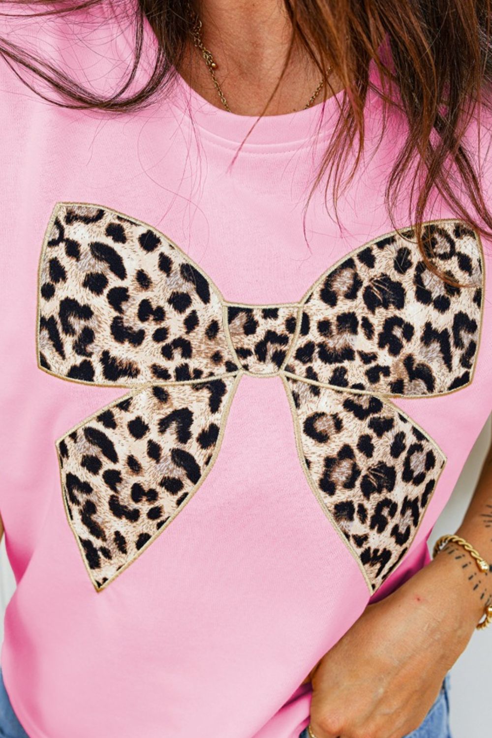 Leopard Bow Graphic Relaxed Fit T-Shirt