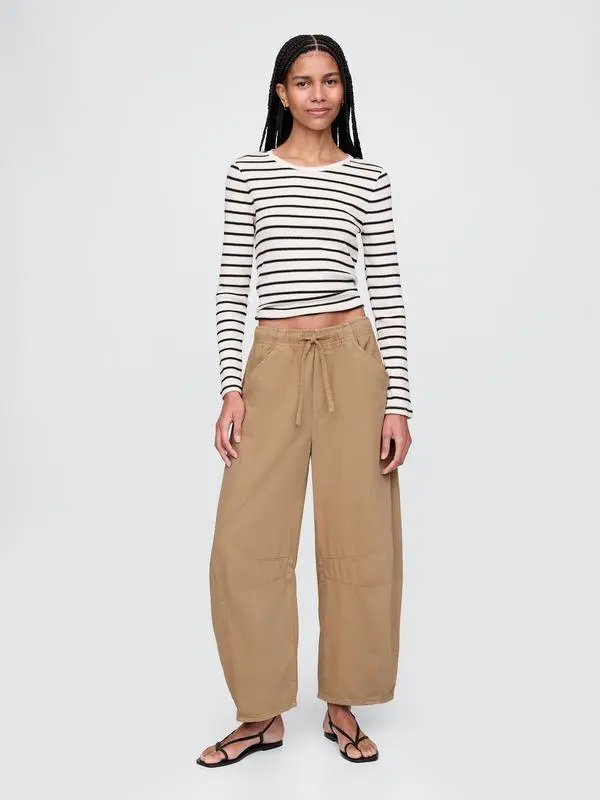 Women's Mid Rise UltraSoft Easy Horseshoe Jeans
