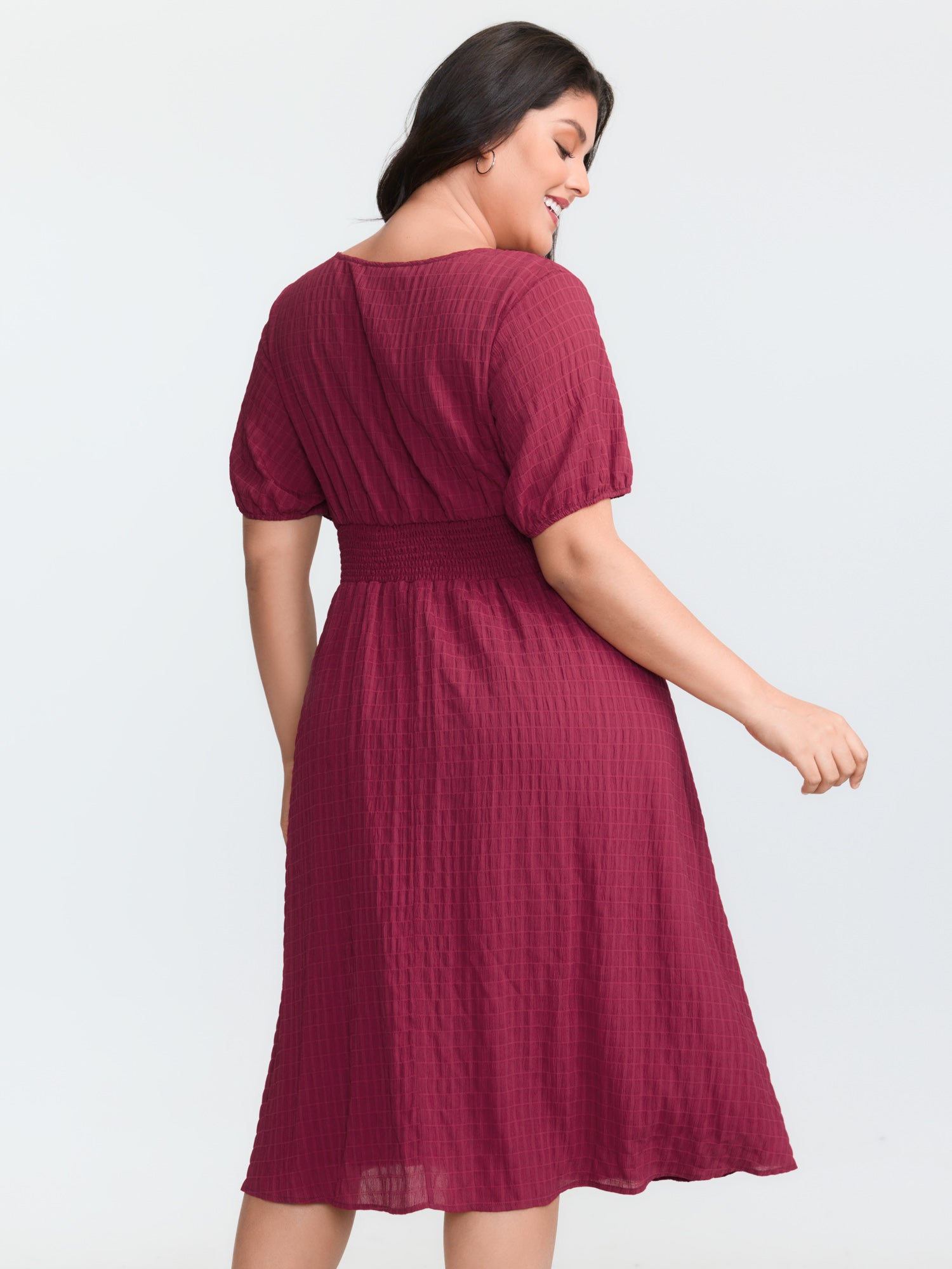 Textured Shirred Cinched-Waist Midi Dress