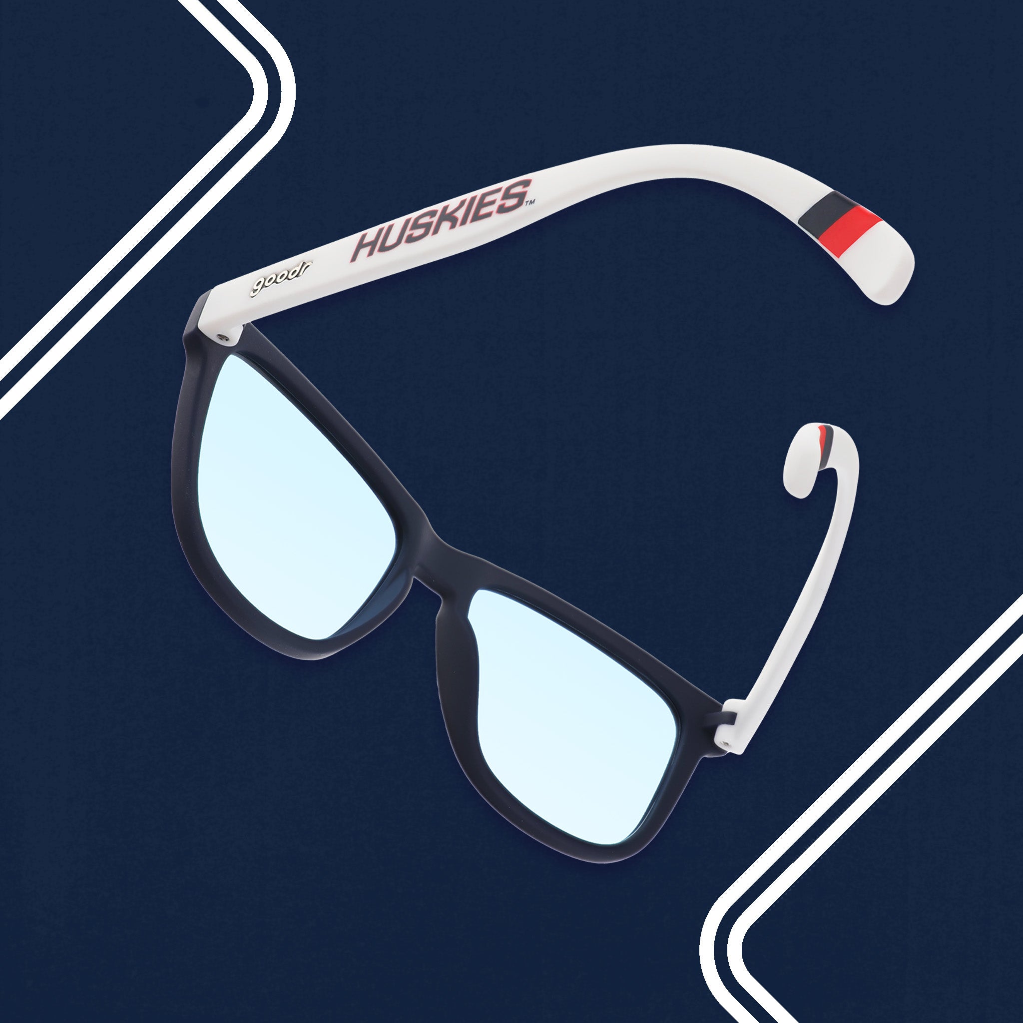 U-C-O-N-N, UConn, UConn, UConn