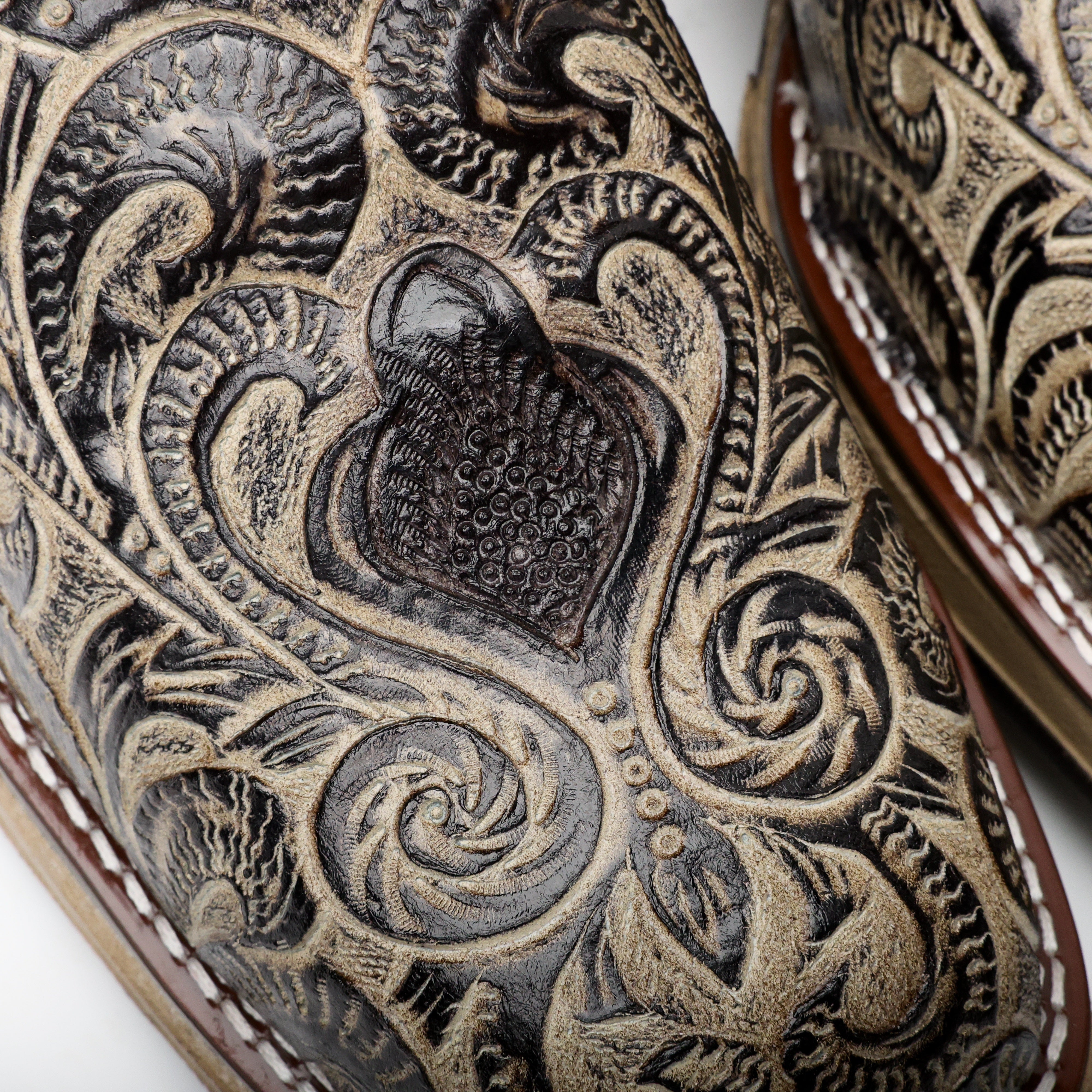 TBR Desert Hand-Tooled Leather Boots With 3D Lightweight Sole - Composite Toe