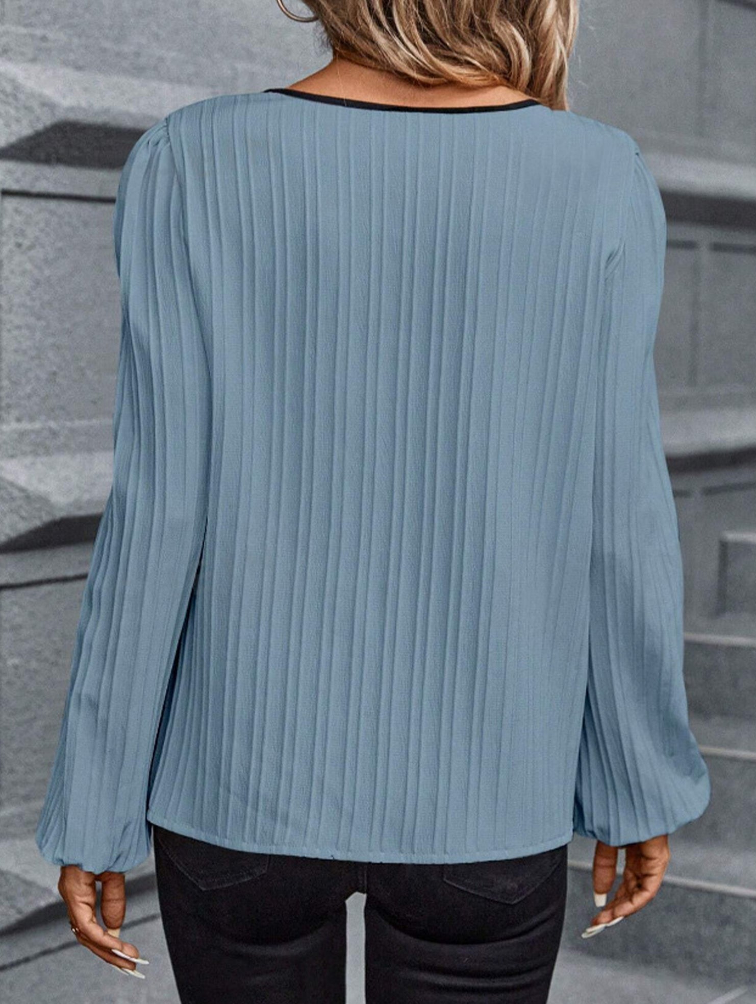 Colorblock V Neck Puff Sleeve Blouse_CWTTL01232