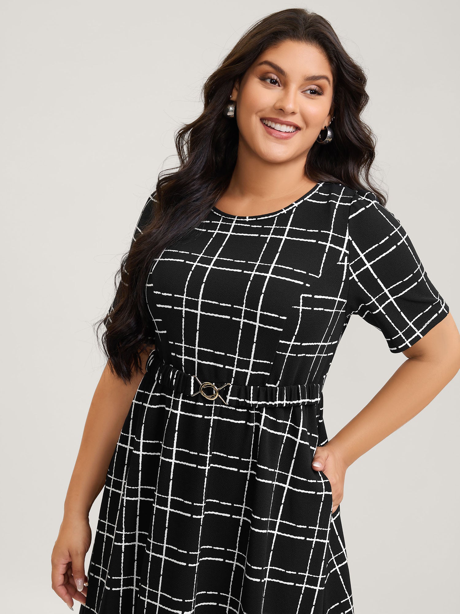 Grid Print Knit Belted Midi Dress