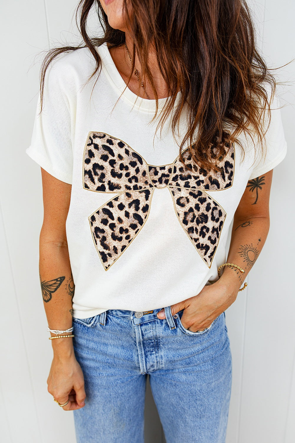 Leopard Bow Graphic Relaxed Fit T-Shirt