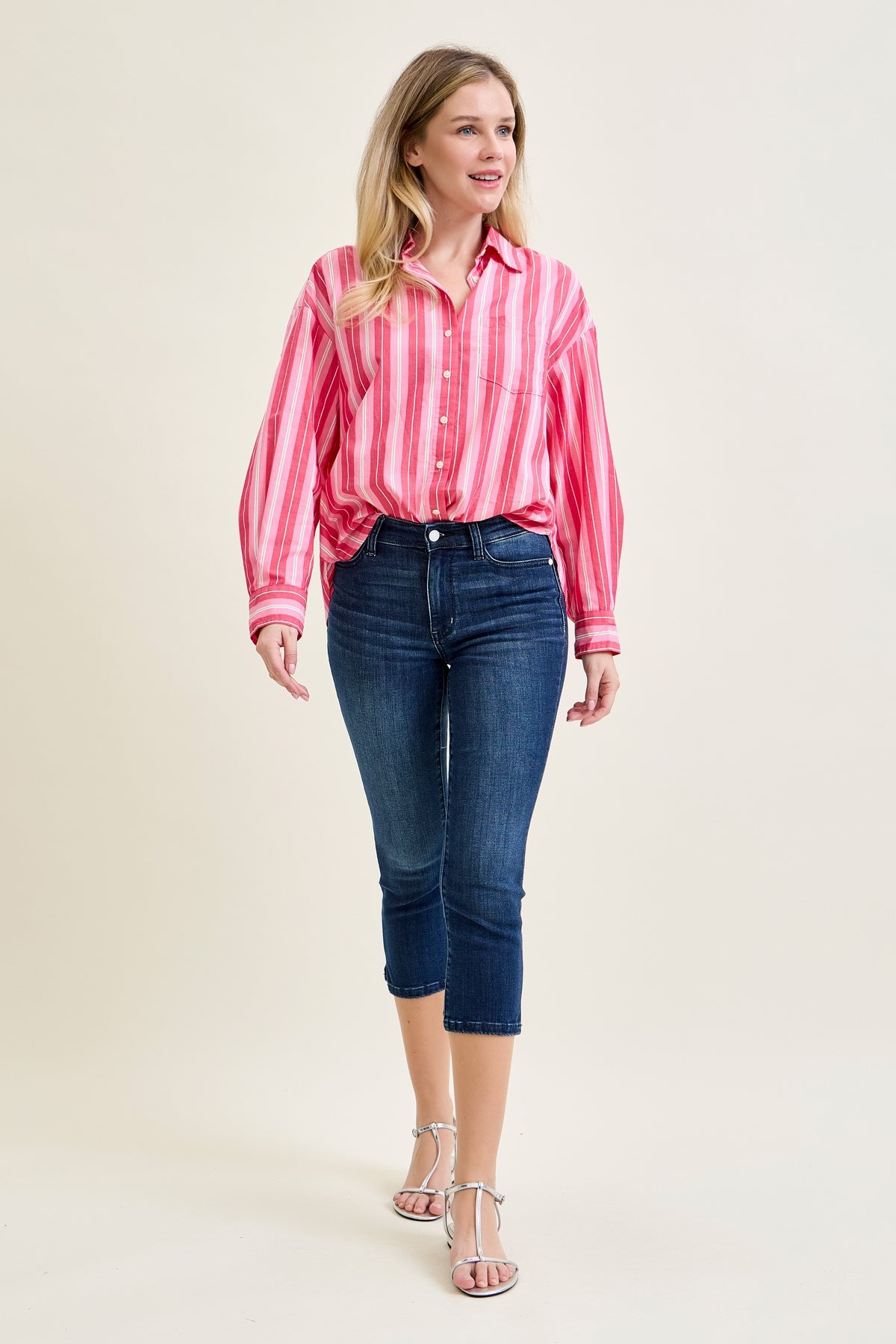 Helen Mid Rise Sleek & Chic Side-Slit Capris