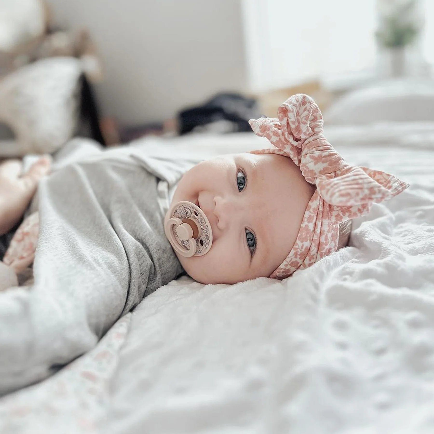 1.0 Tog Shark-Fin Transition Swaddle