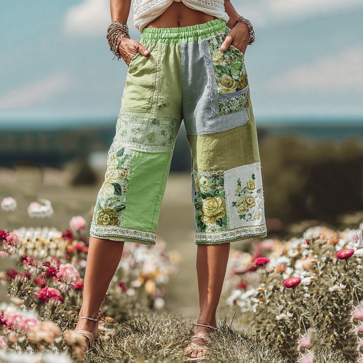 Women's Patchwork Rose Floral Contrast Waist Elastic Pocket Shorts