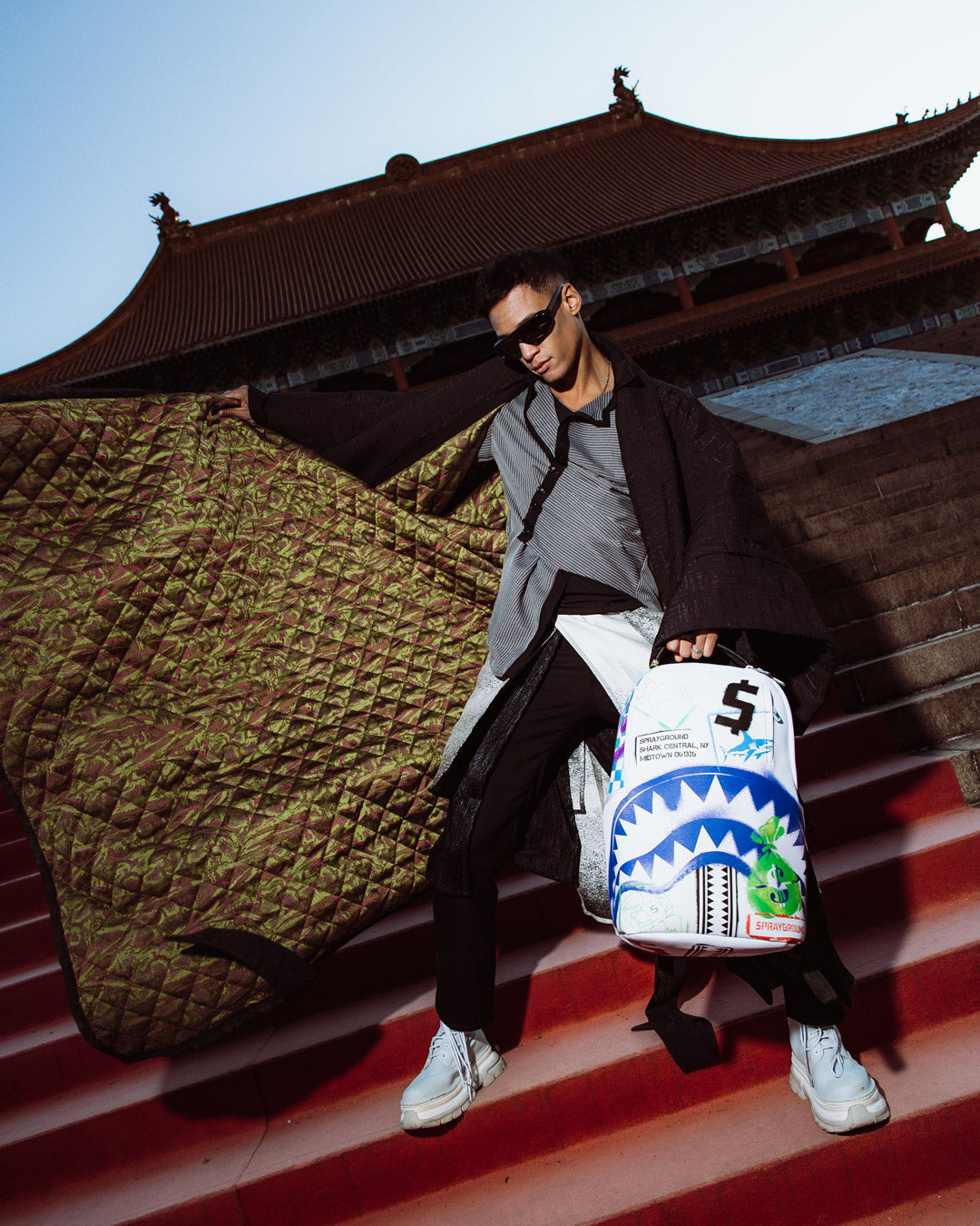 SHARK CENTRAL CUT OUT FOR GREATNESS DLXSV BACKPACK