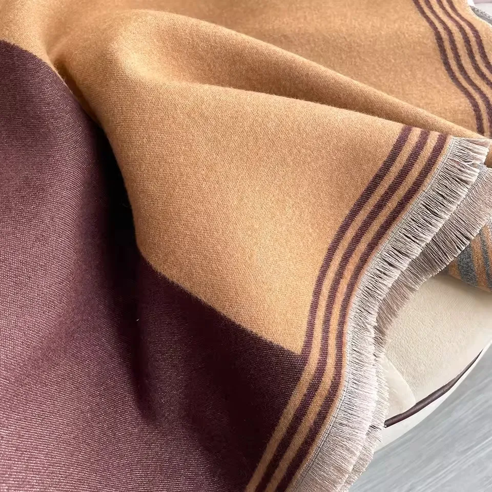 Women's Colorblock Tassel Decor Scarf