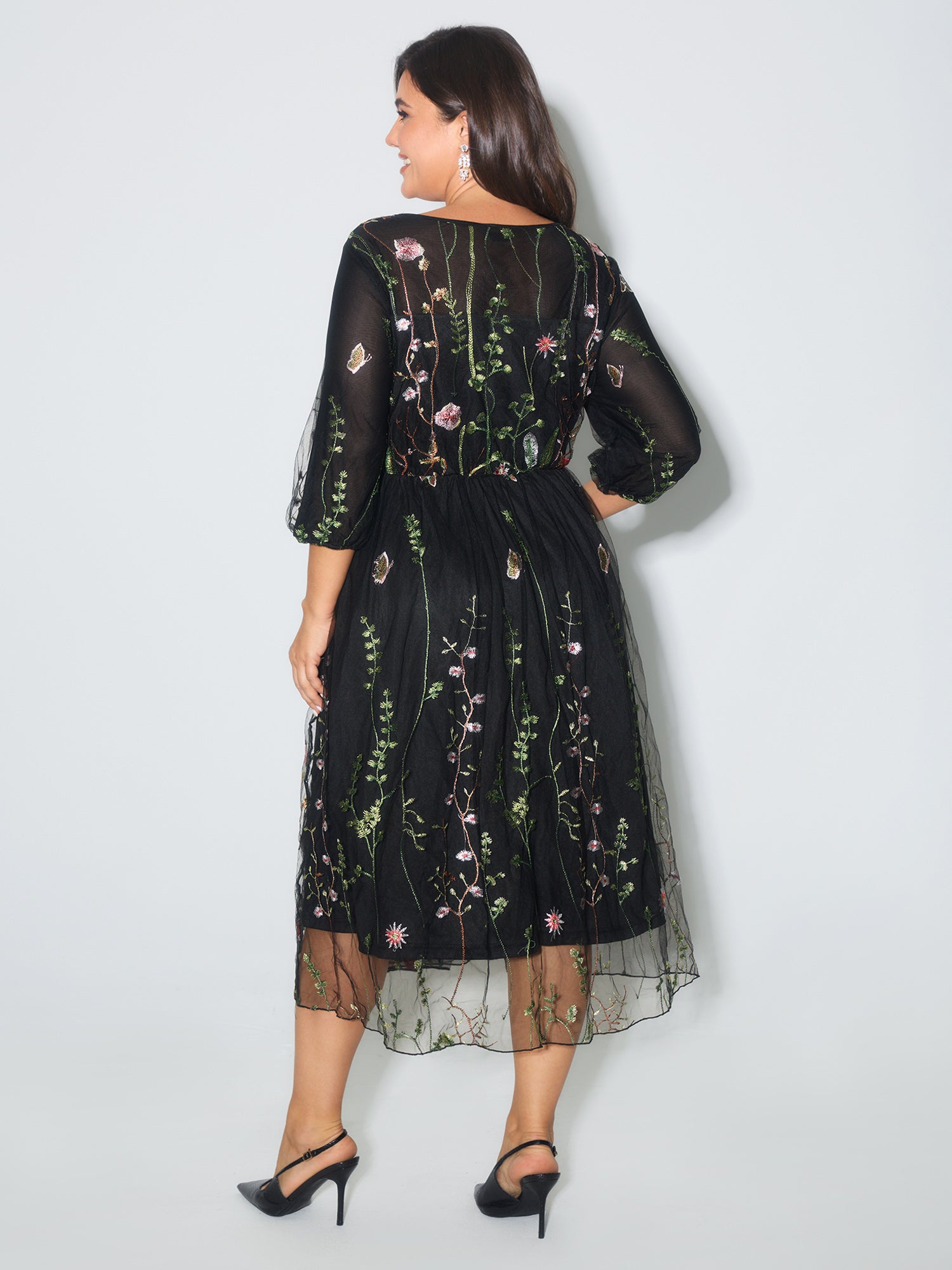 Floral Embroidered Elastic Waist Lined Midi Dress