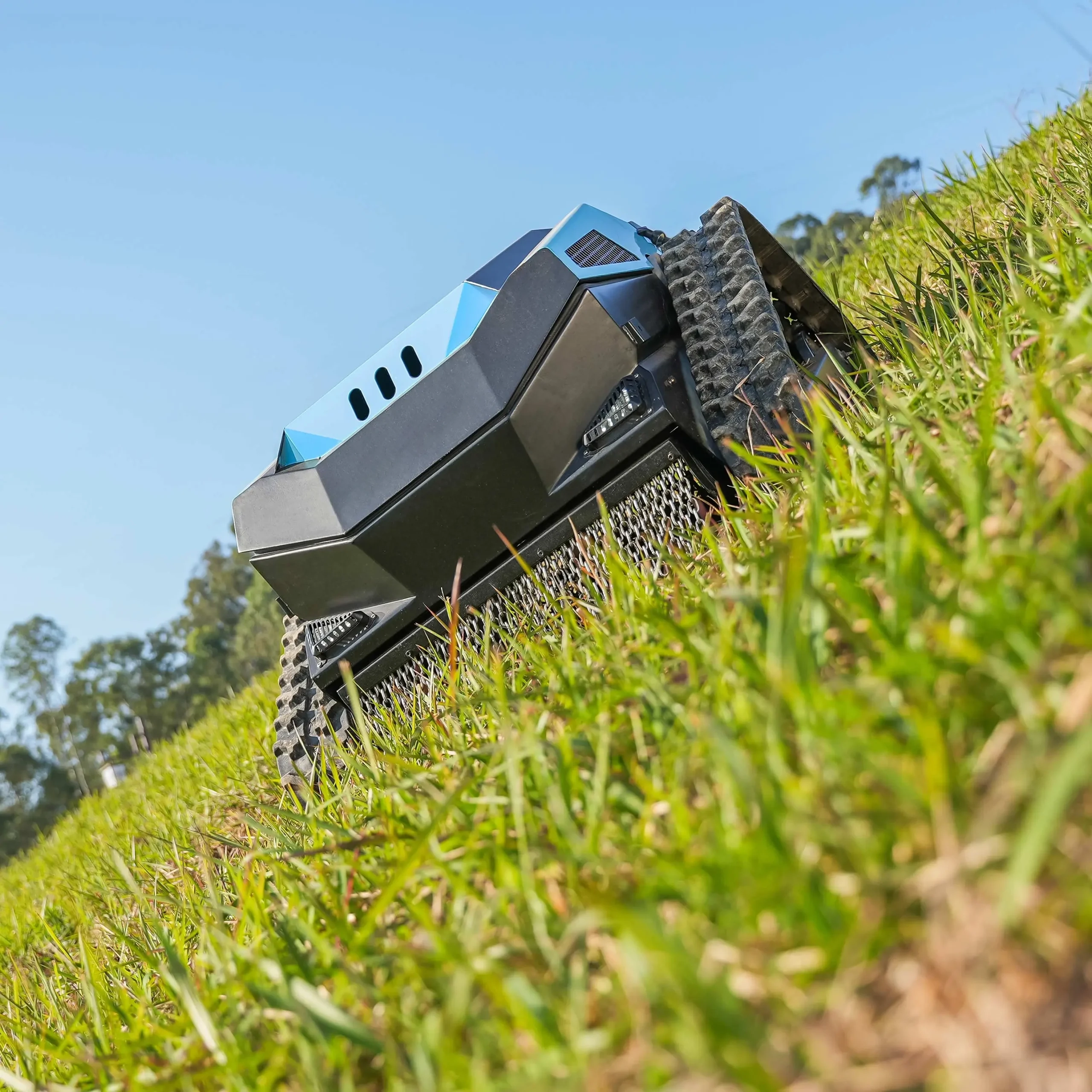 ⚡Clearance Sale🌞THE RC MOWER BUILT FOR EXTREMES