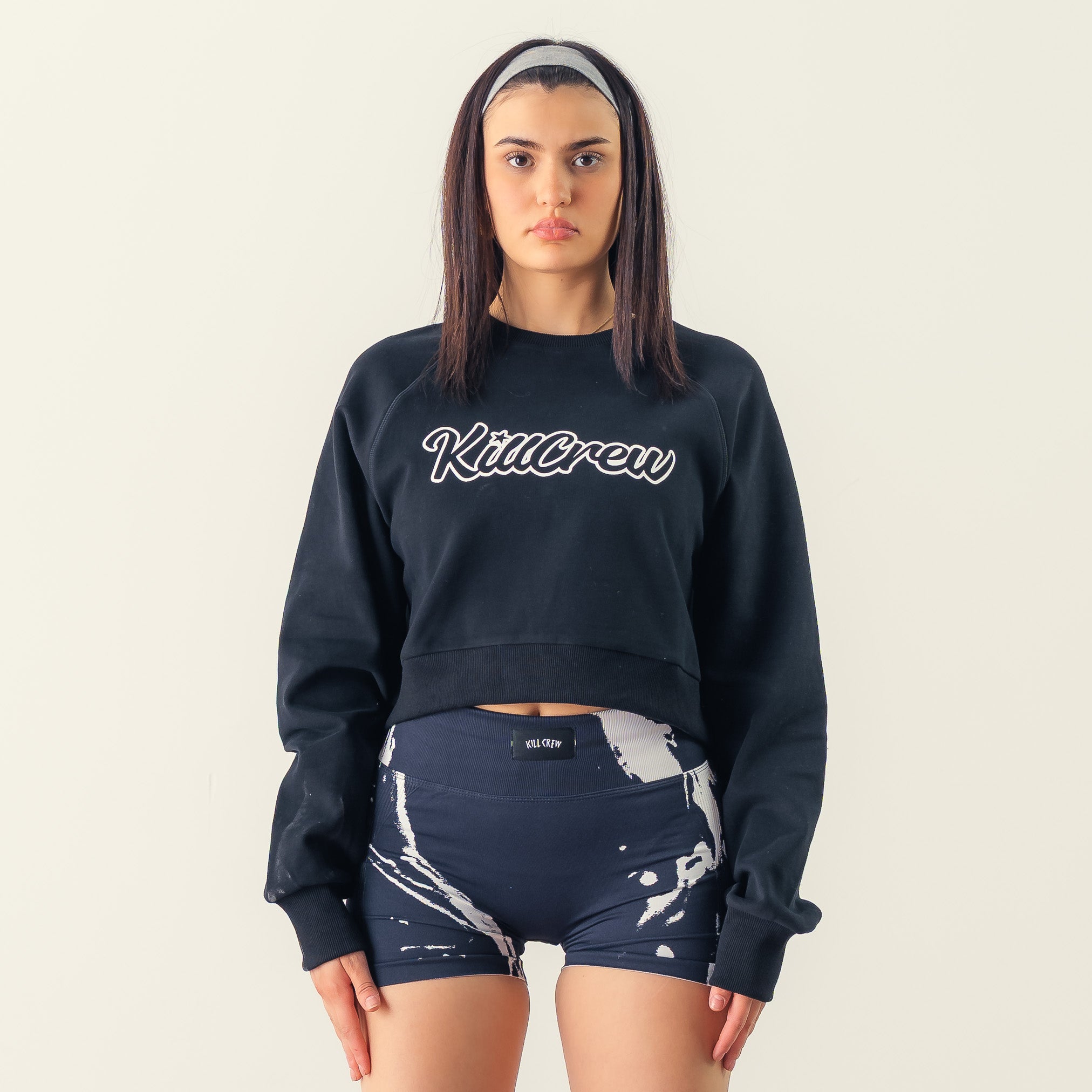 SCRIPT CROP CREW NECK - BLACK