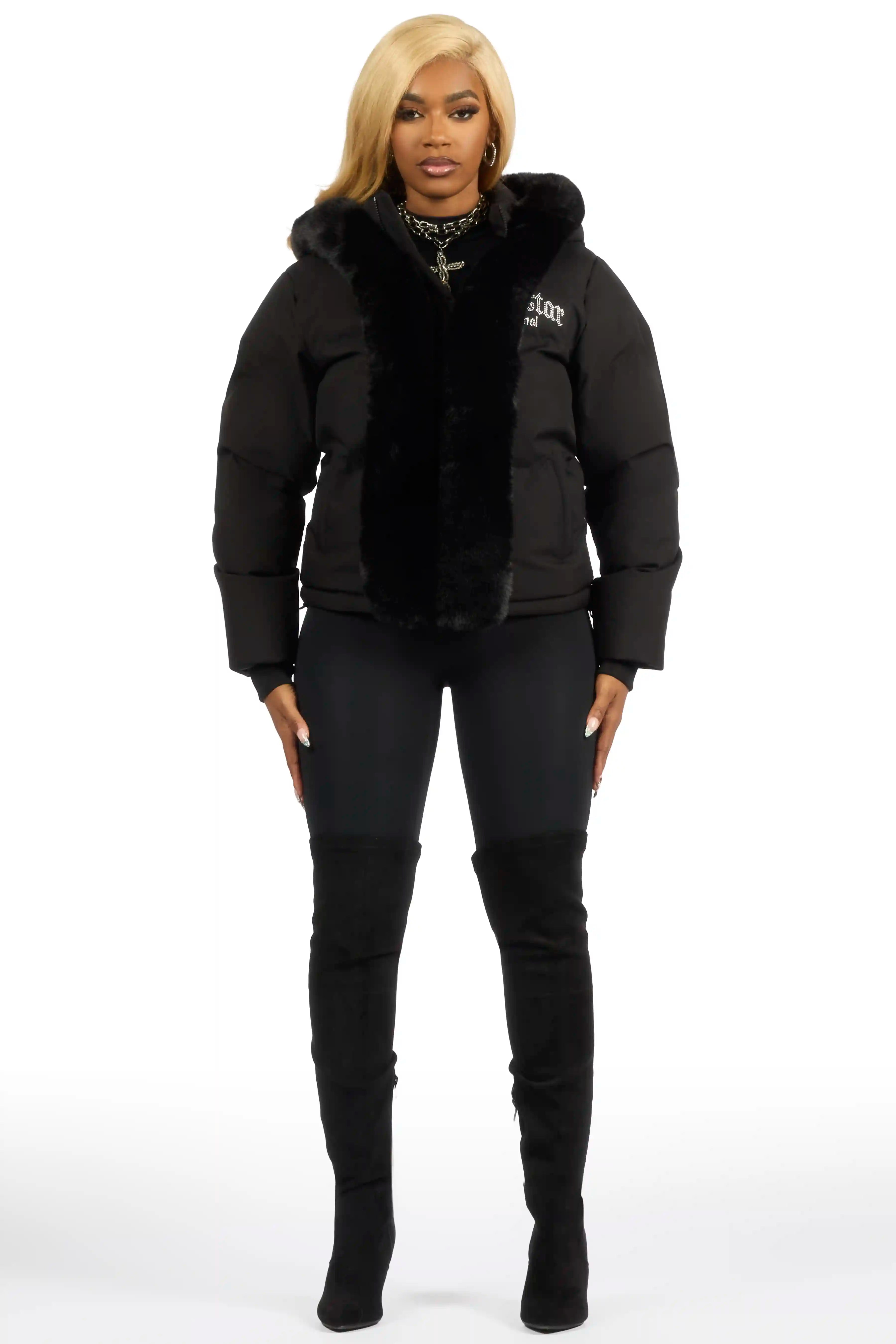 Dontaisha Black Puffer Jacket With Fur Trim