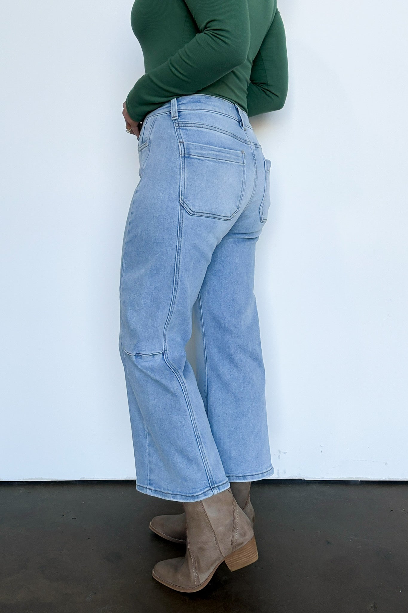 Crop Wide Leg Seam Detail Pants