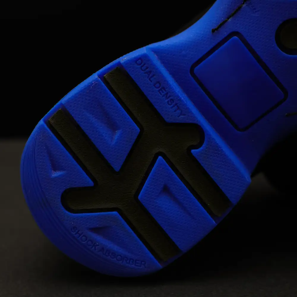 Black Leather Botin With Lightweight Soles - Square Toe