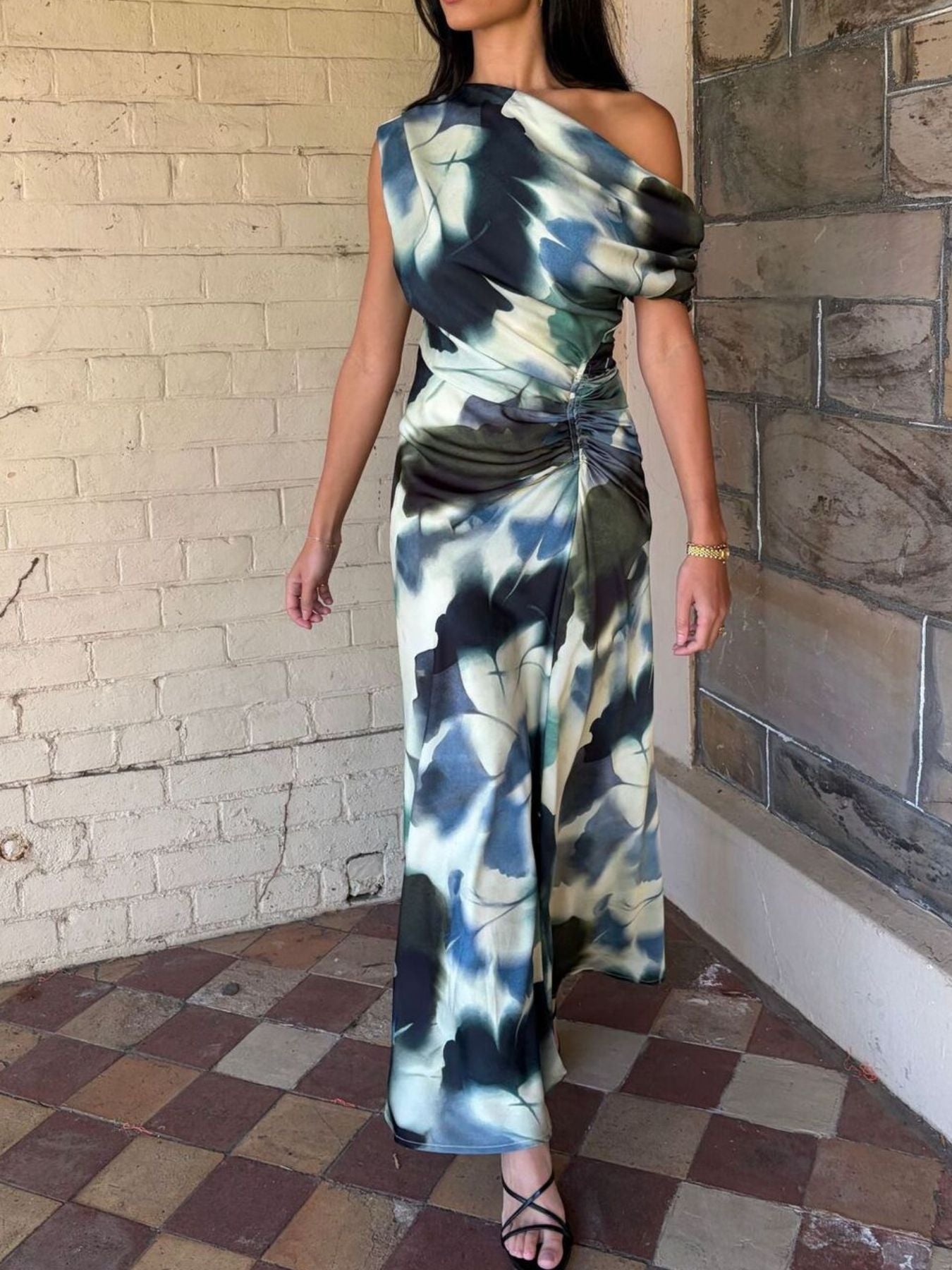 One-Shoulder Floral Print Maxi Dress
