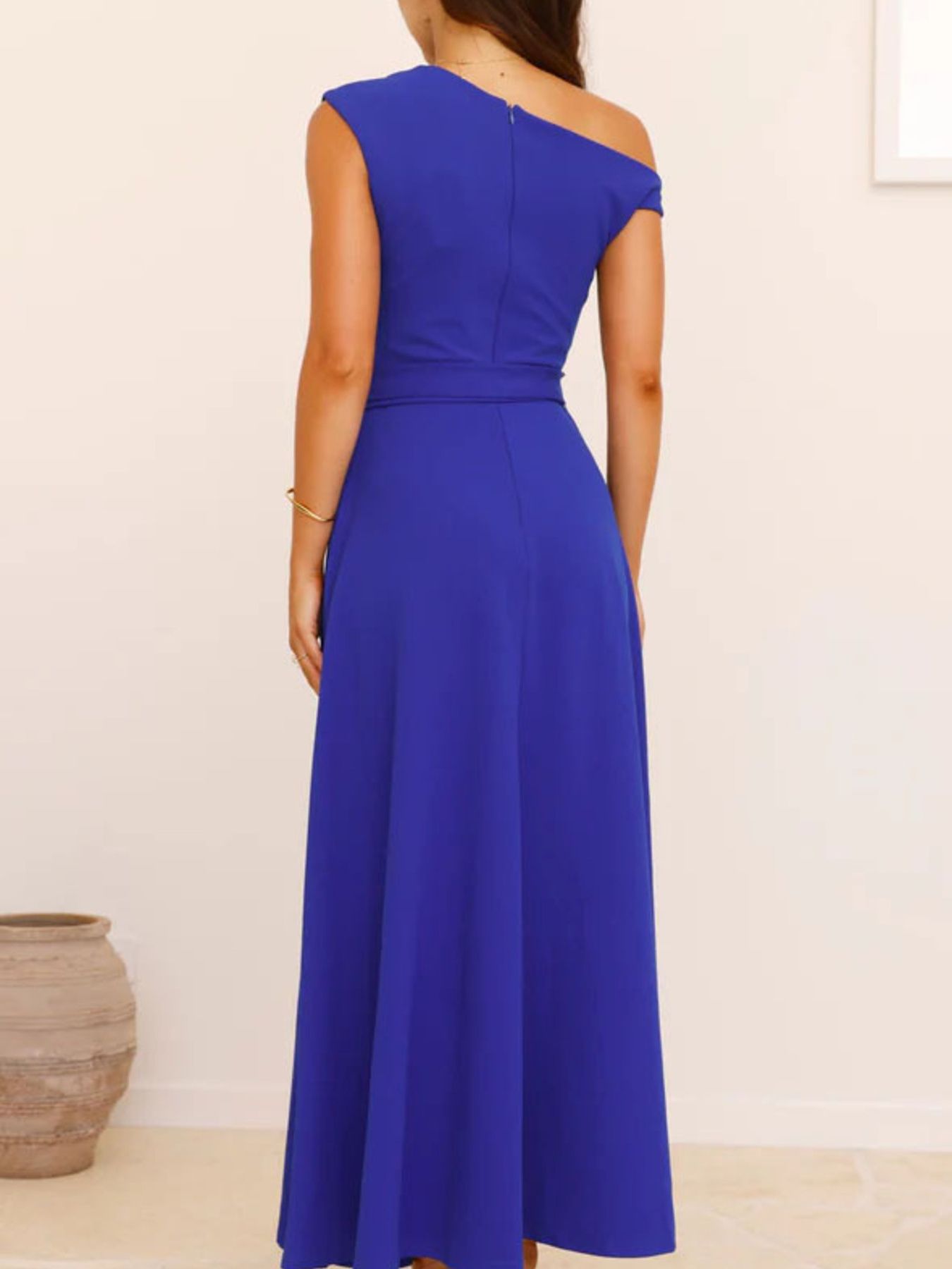 Single Shoulder Tie Waist Maxi Dress