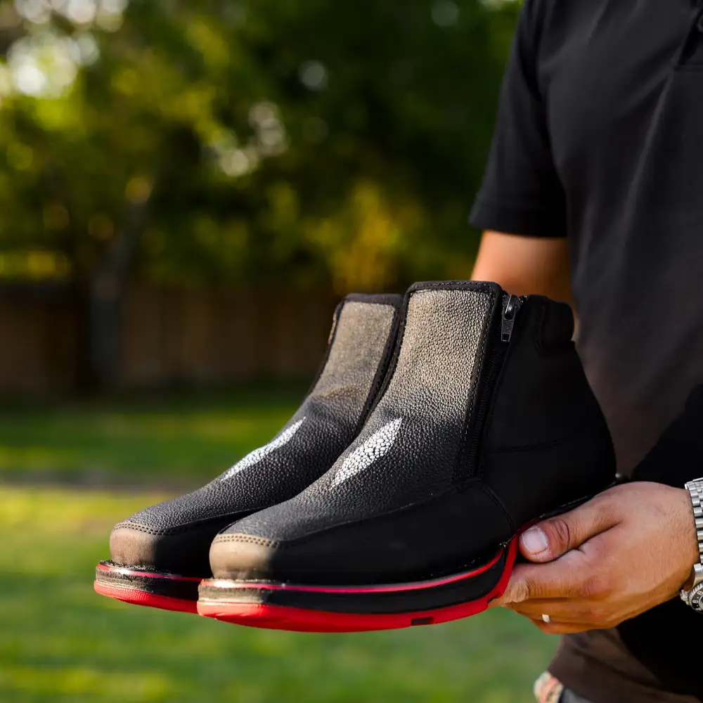 Black Stingray Leather Botin With 3D Lightweight Soles - Square Toe