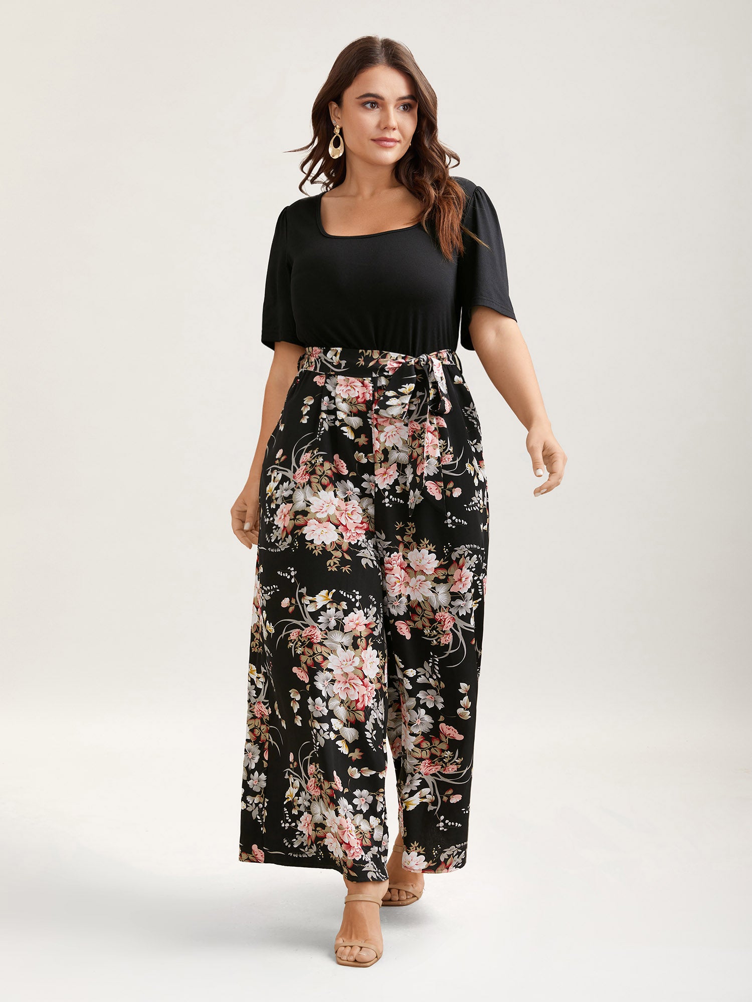 Color Contrast Belted Panel Pockets Jumpsuit