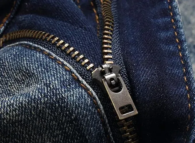 Men's Ripped Denim Shorts, Stretch, Distressed Street Style