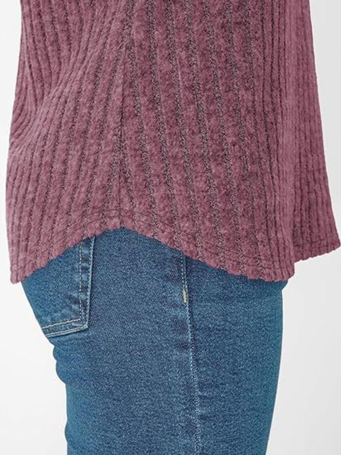 Ribbed Knit V-Neck Relaxed Fit T-Shirt