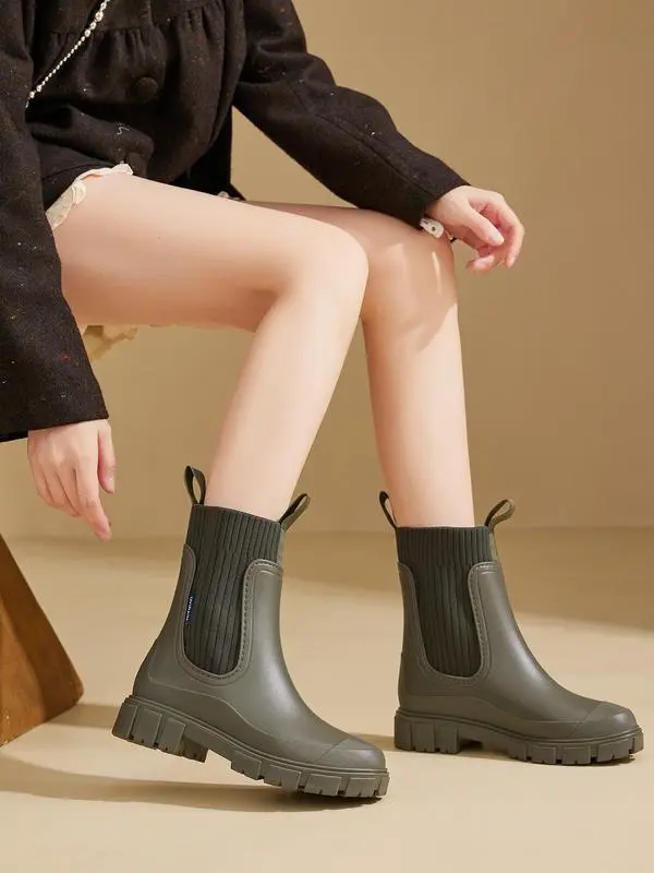 Women's Solid Color Waterproof Rain Boots