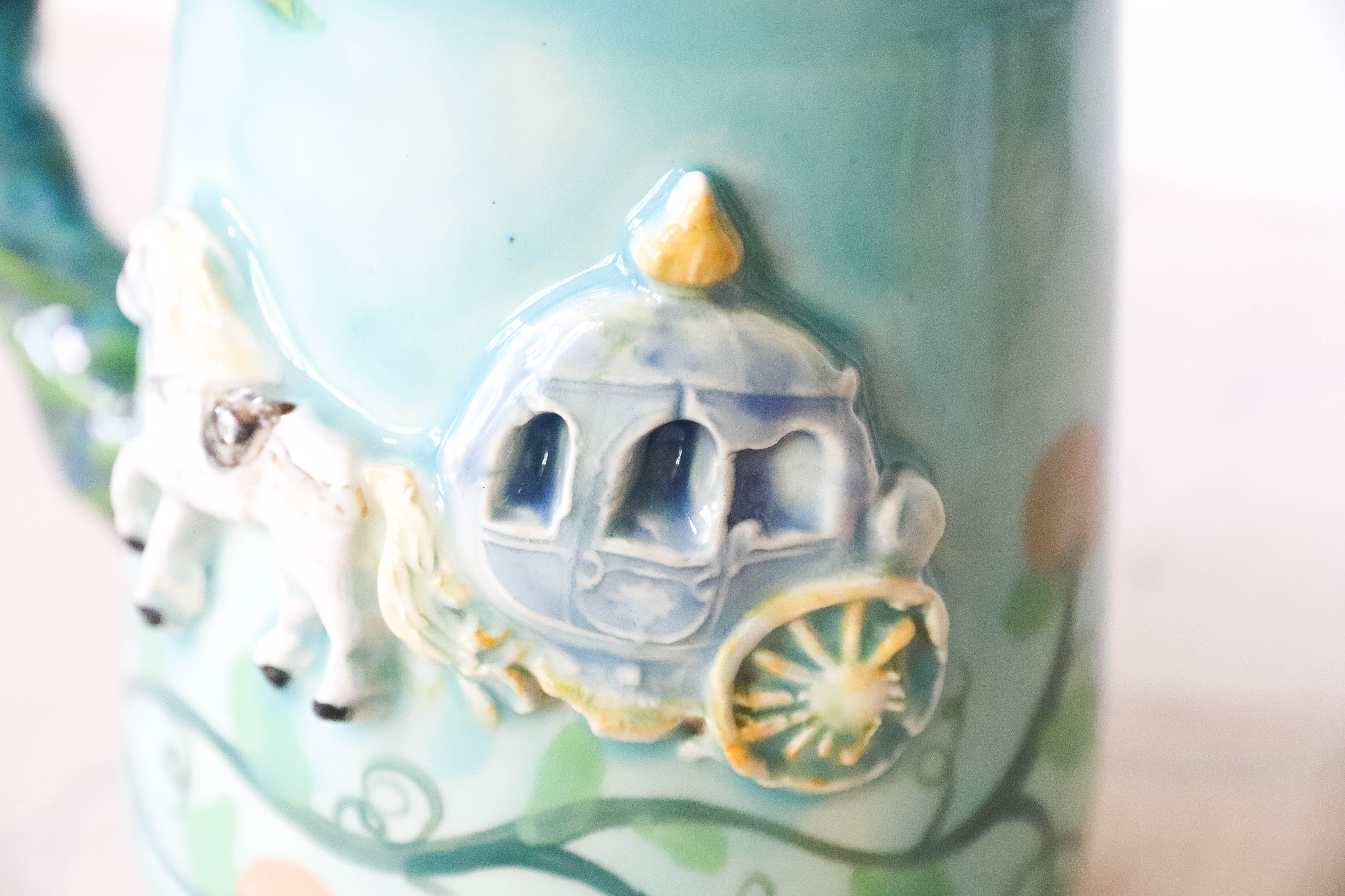 Princess Carriage Stoneware Mug