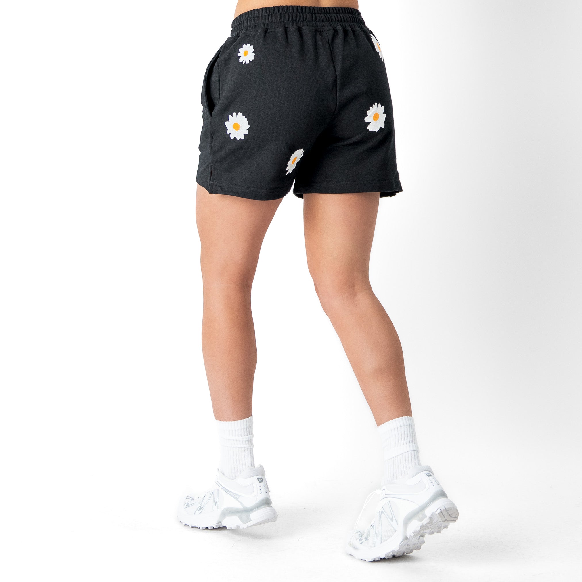 COTTON SHORTS (MID THIGH CUT) DAISY - BLACK