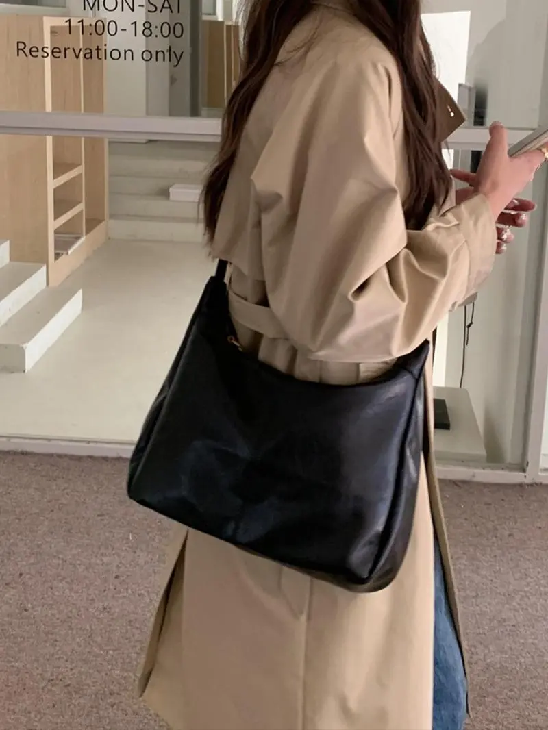 Women's Solid Color Shoulder Bag