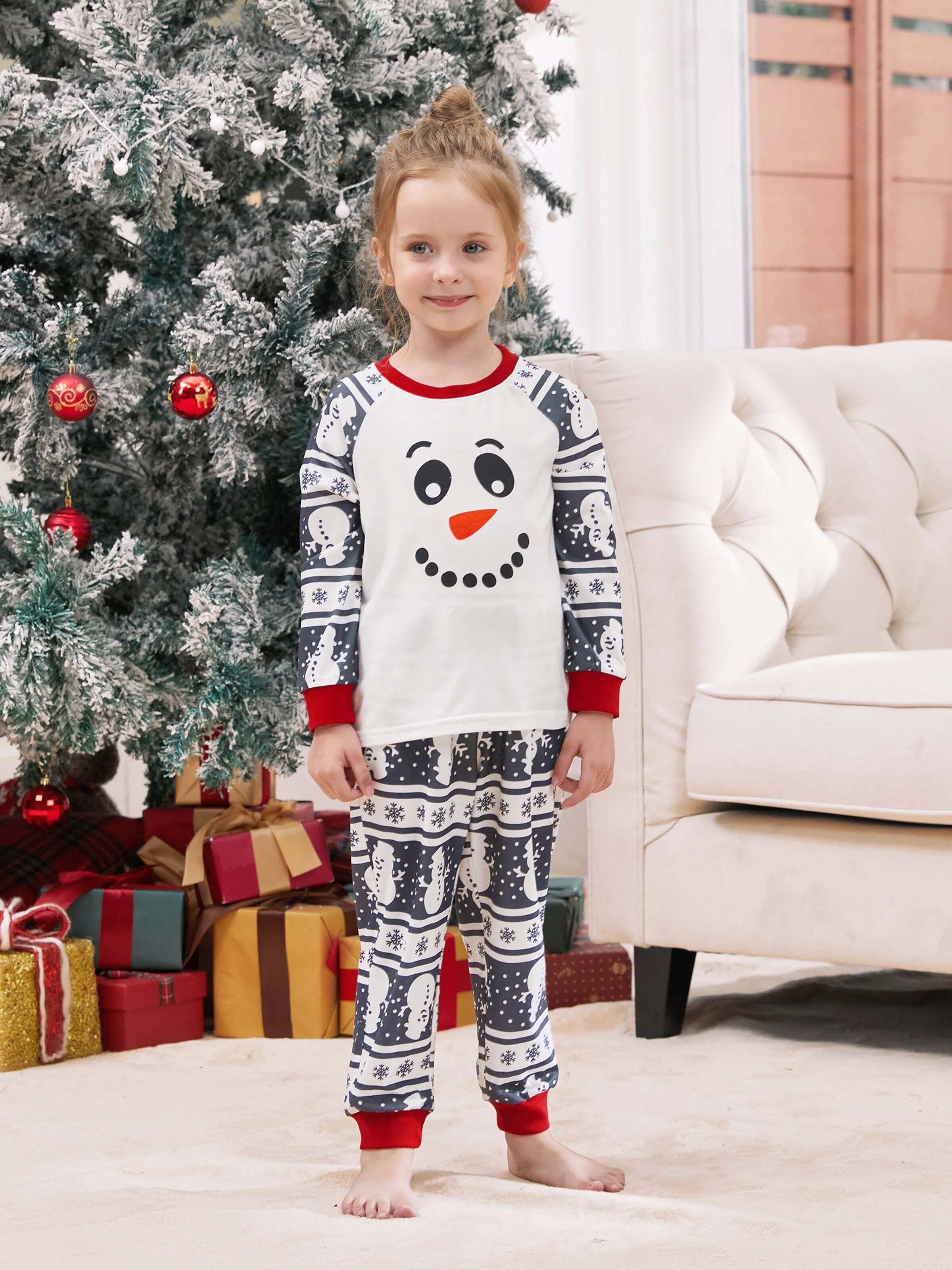 Matching Christmas Pajamas Family Snowman Pattern Long Sleeves PJs Sets Christmas Socks Dark Grey